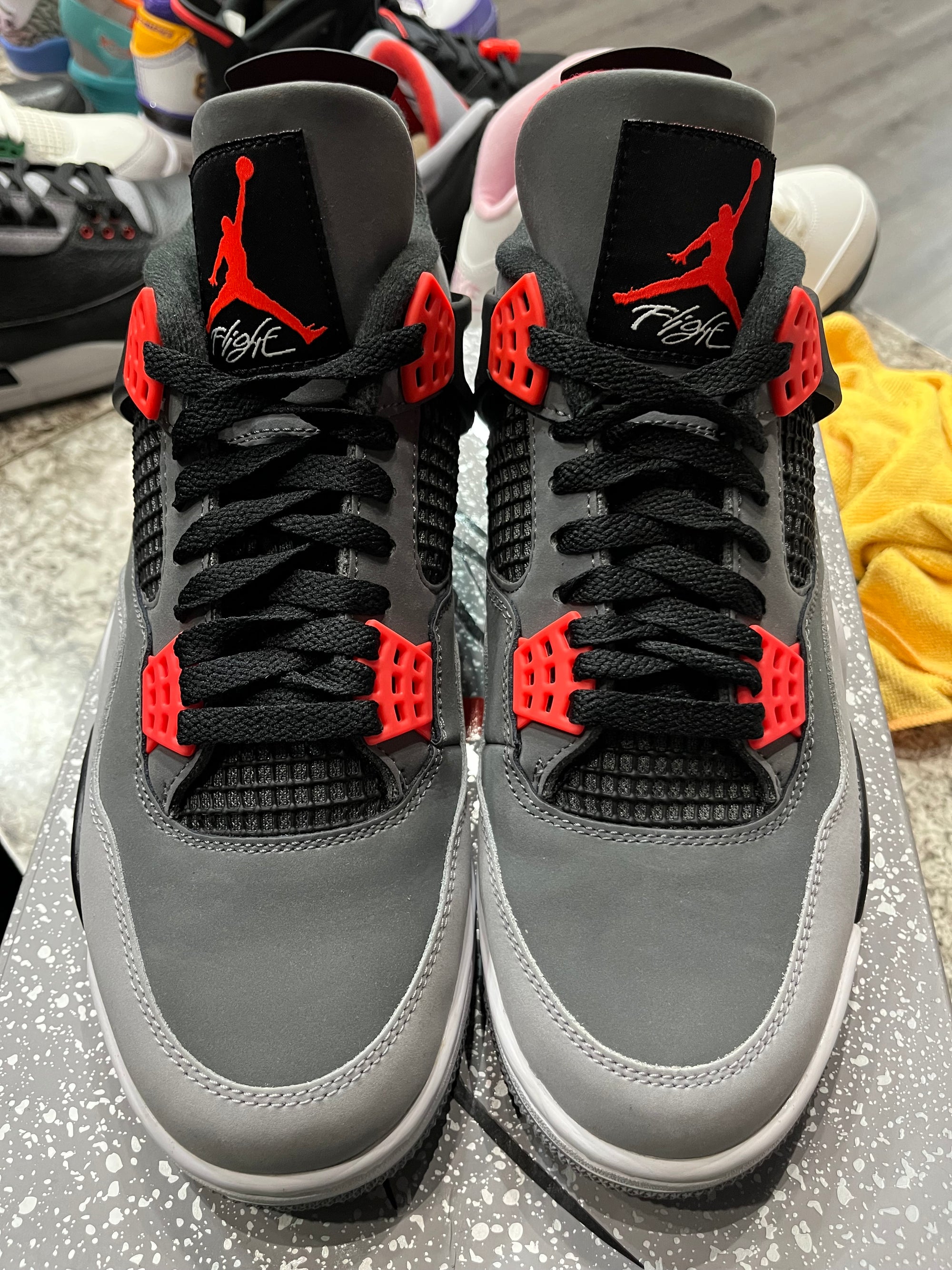 Jordan 4 Retro Infrared