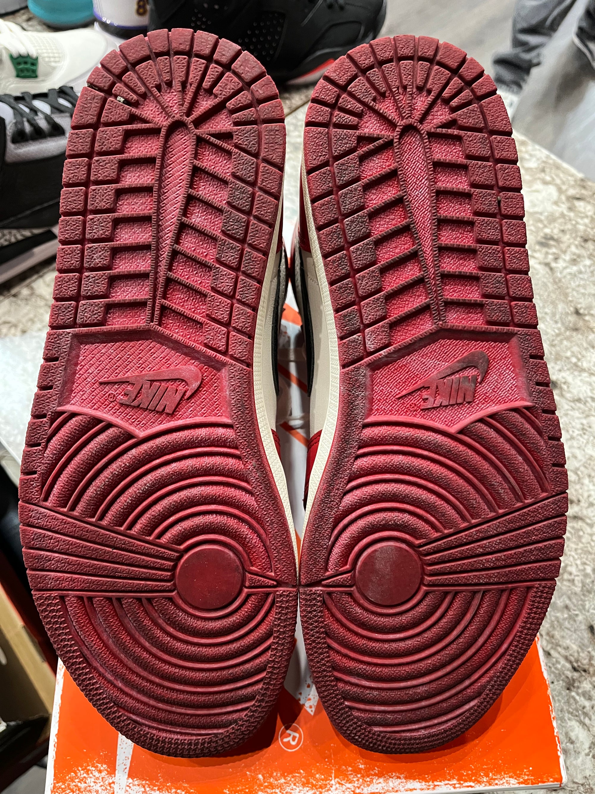 Jordan 1 Retro High OG Chicago Lost and Found