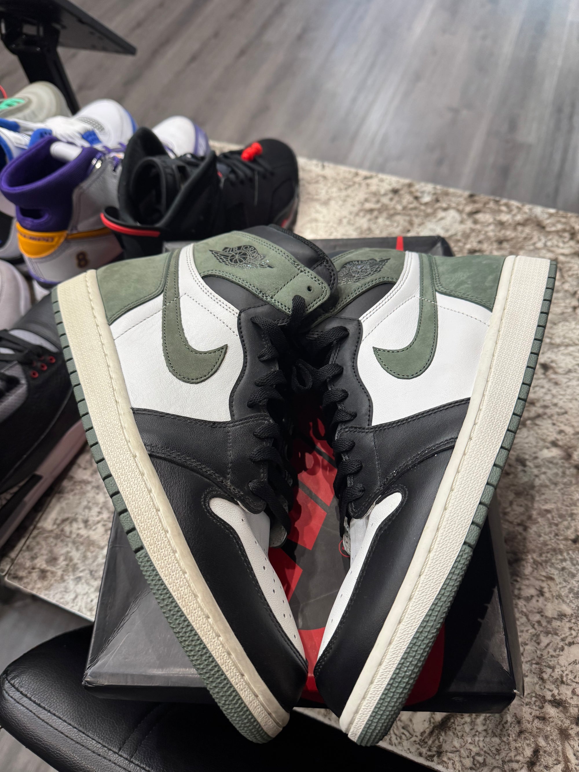 Jordan 1 Retro High Clay Green