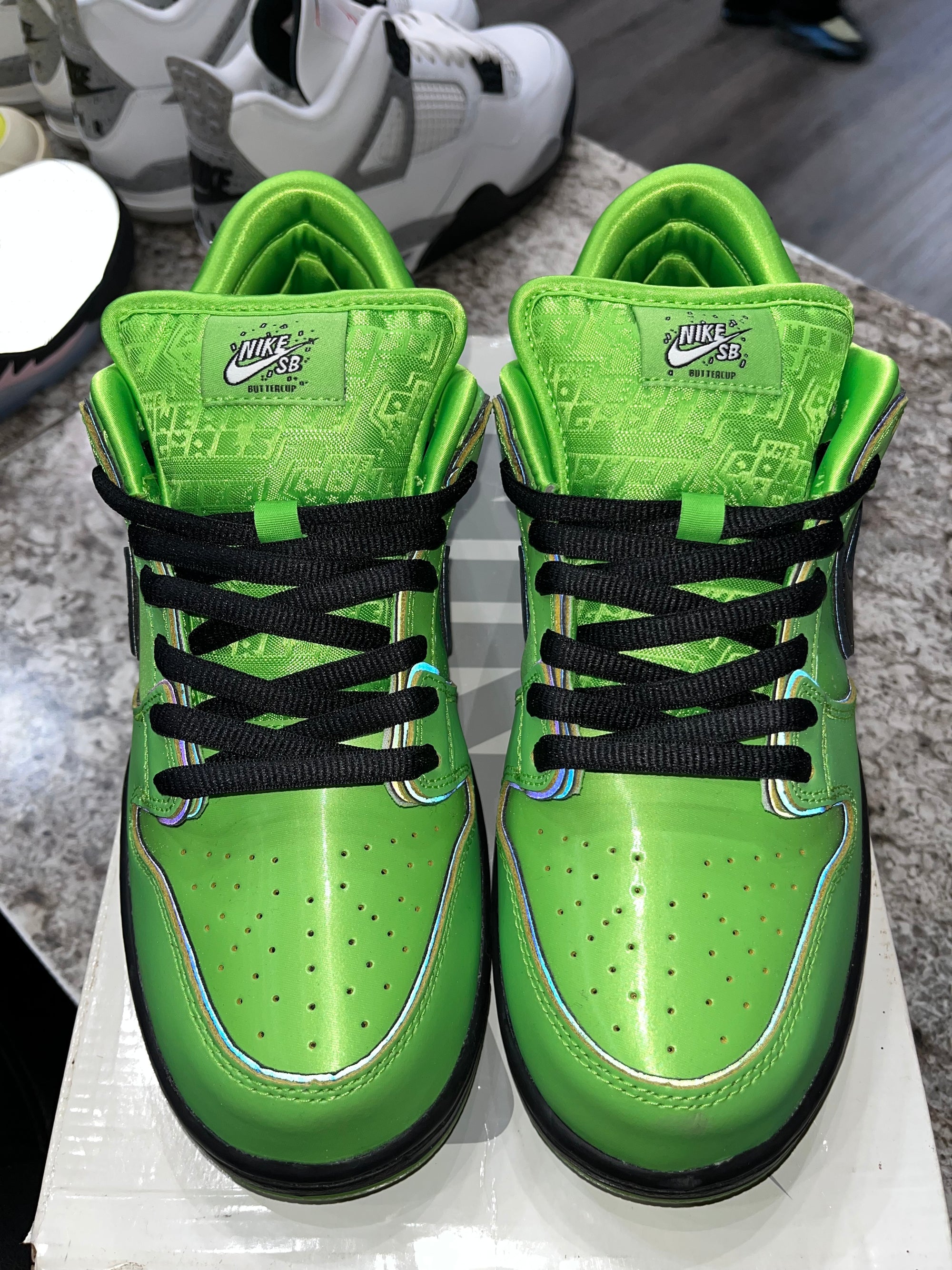 Nike SB Dunk Low The Powerpuff Girls Buttercup