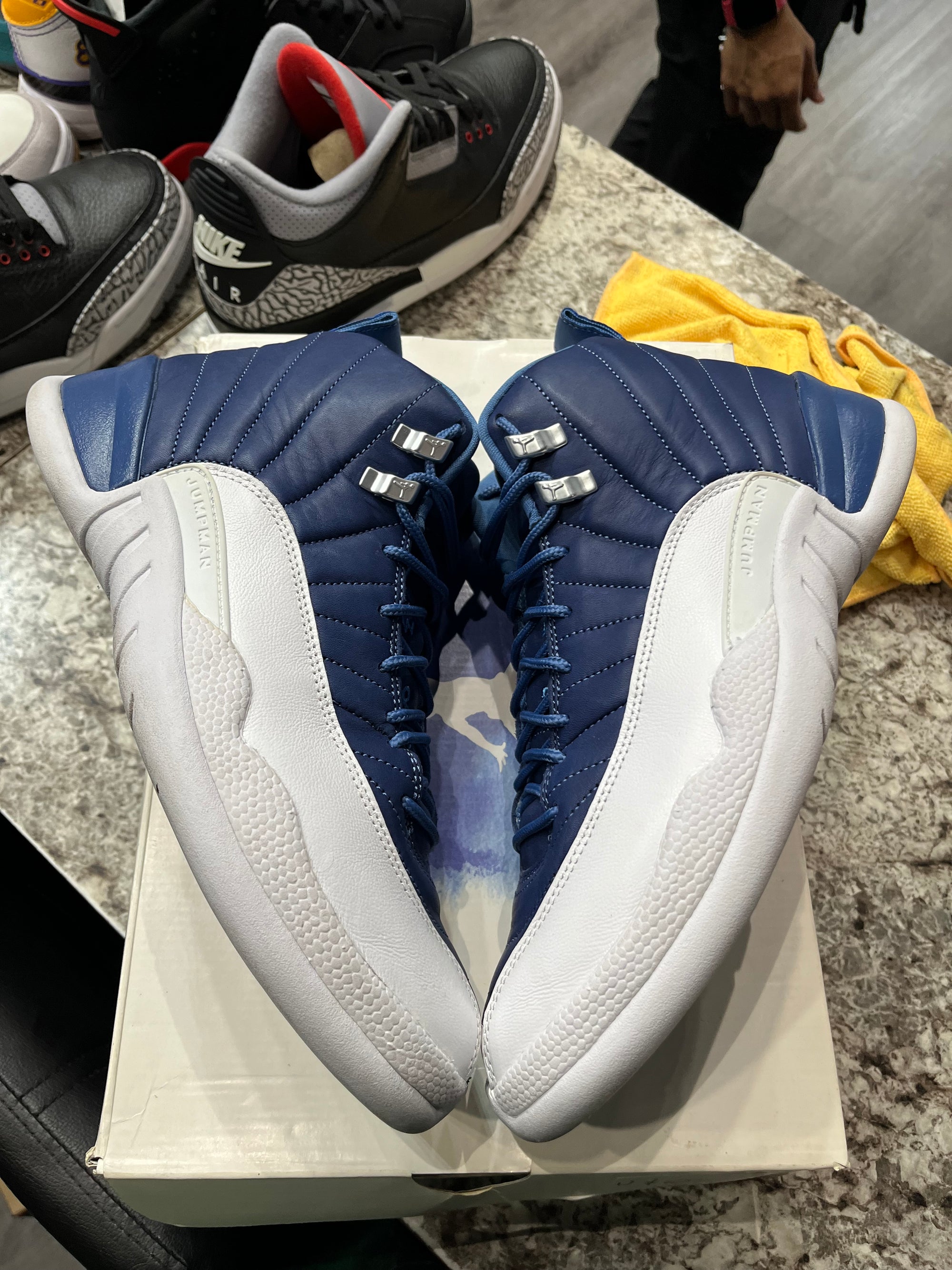 Jordan 12 Retro Indigo