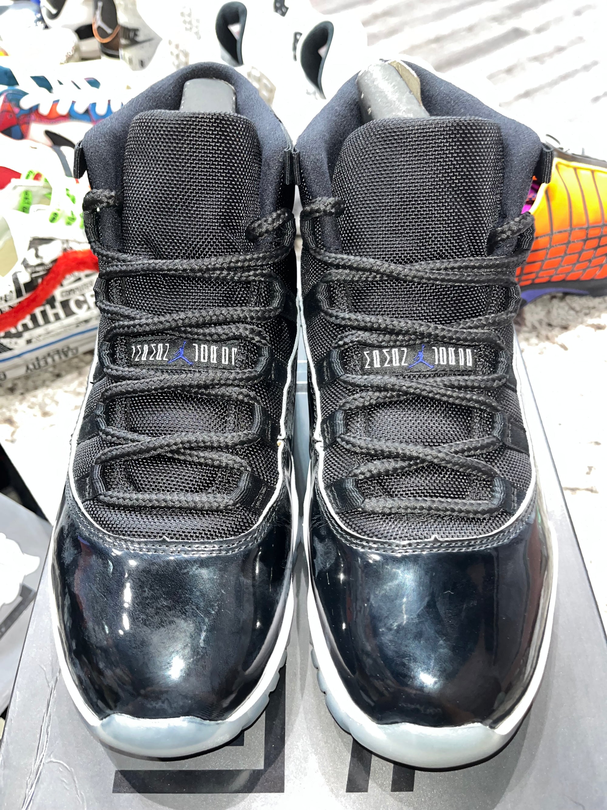 Jordan 11 Retro Space Jam (2016)