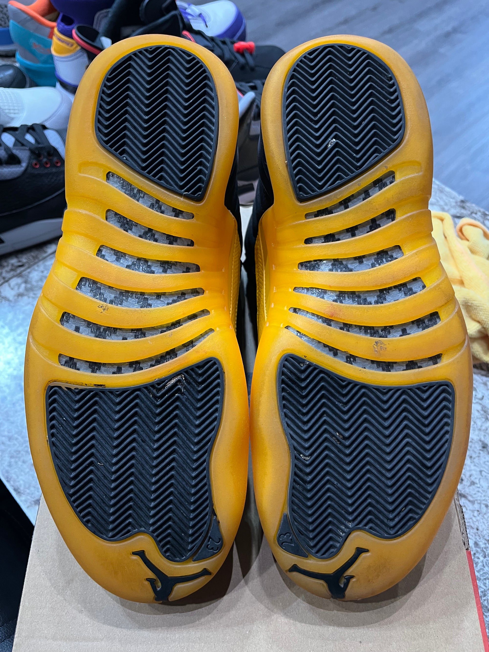 Jordan 12 Retro Black University Gold