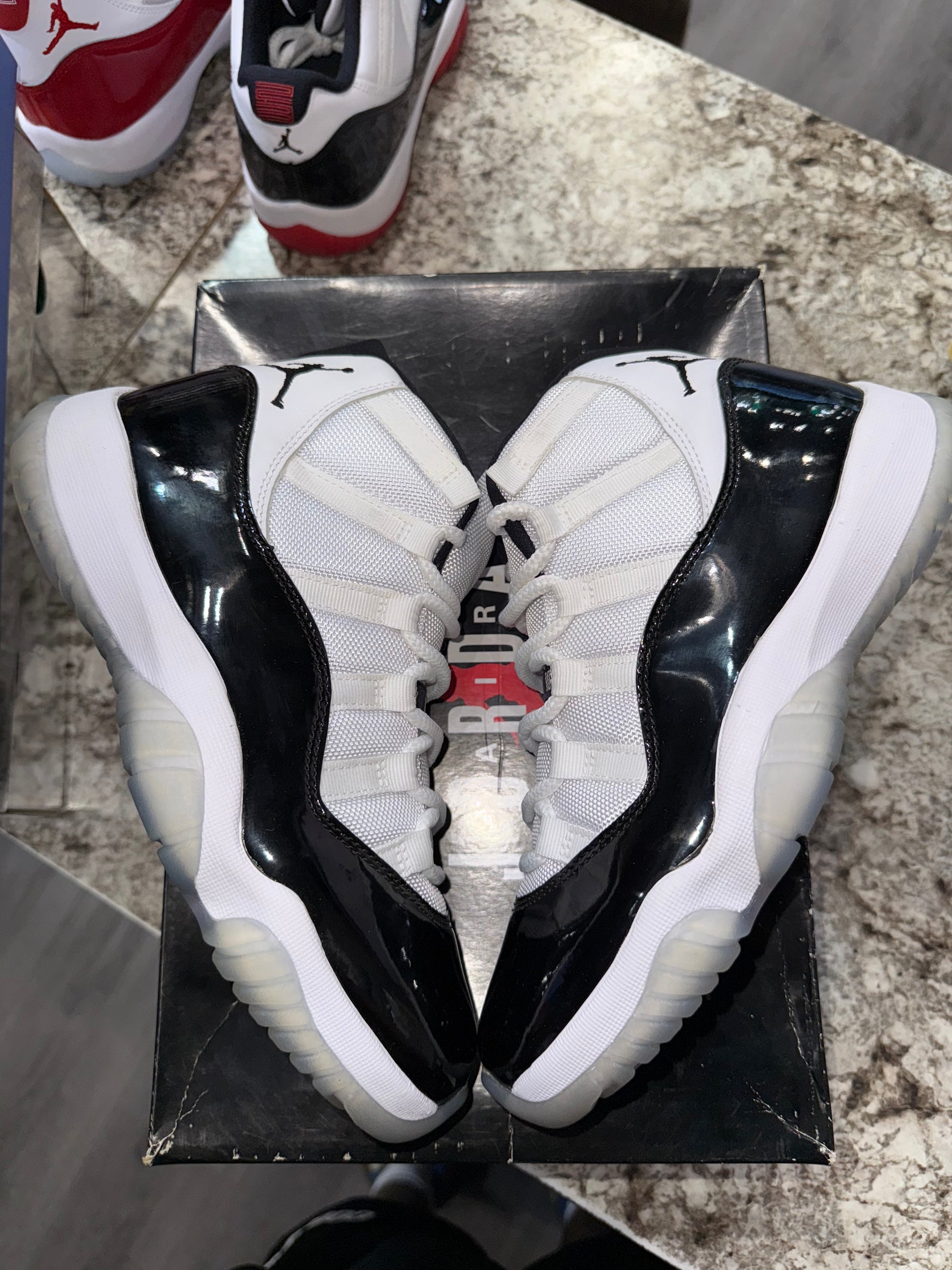 Jordan 11 Retro Concord (2018)