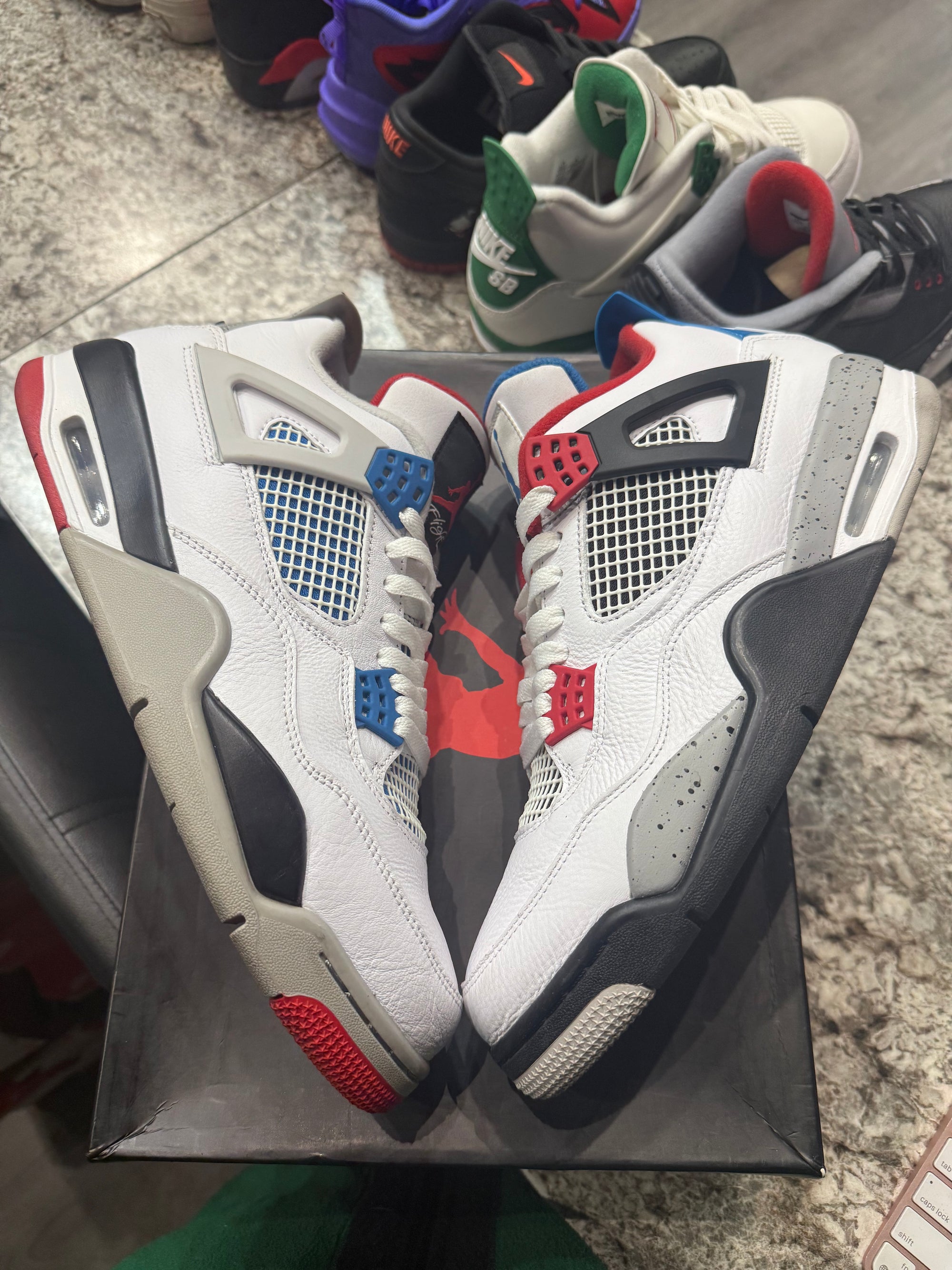 Jordan 4 Retro What The (YARD SALE)