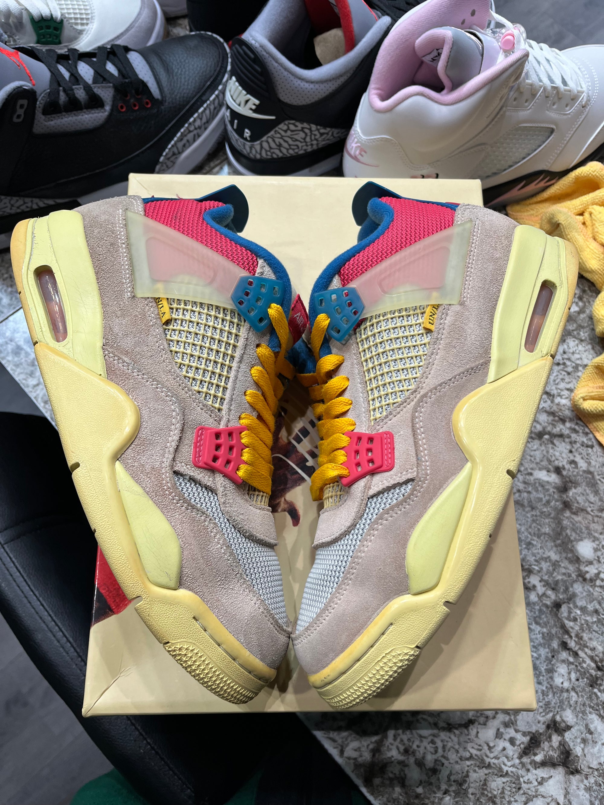 Jordan 4 Retro Union Guava Ice