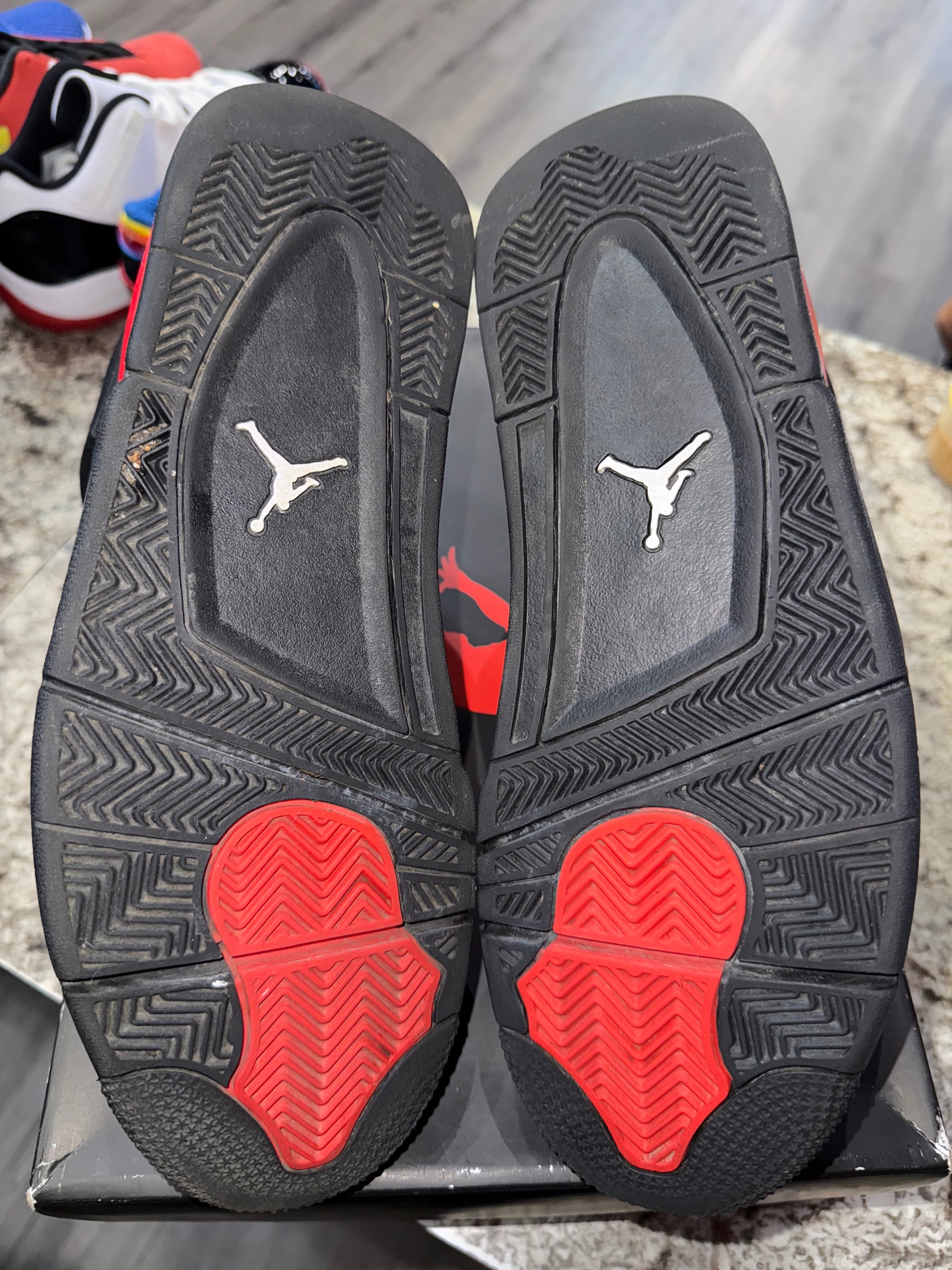 Jordan 4 Retro Red Thunder
