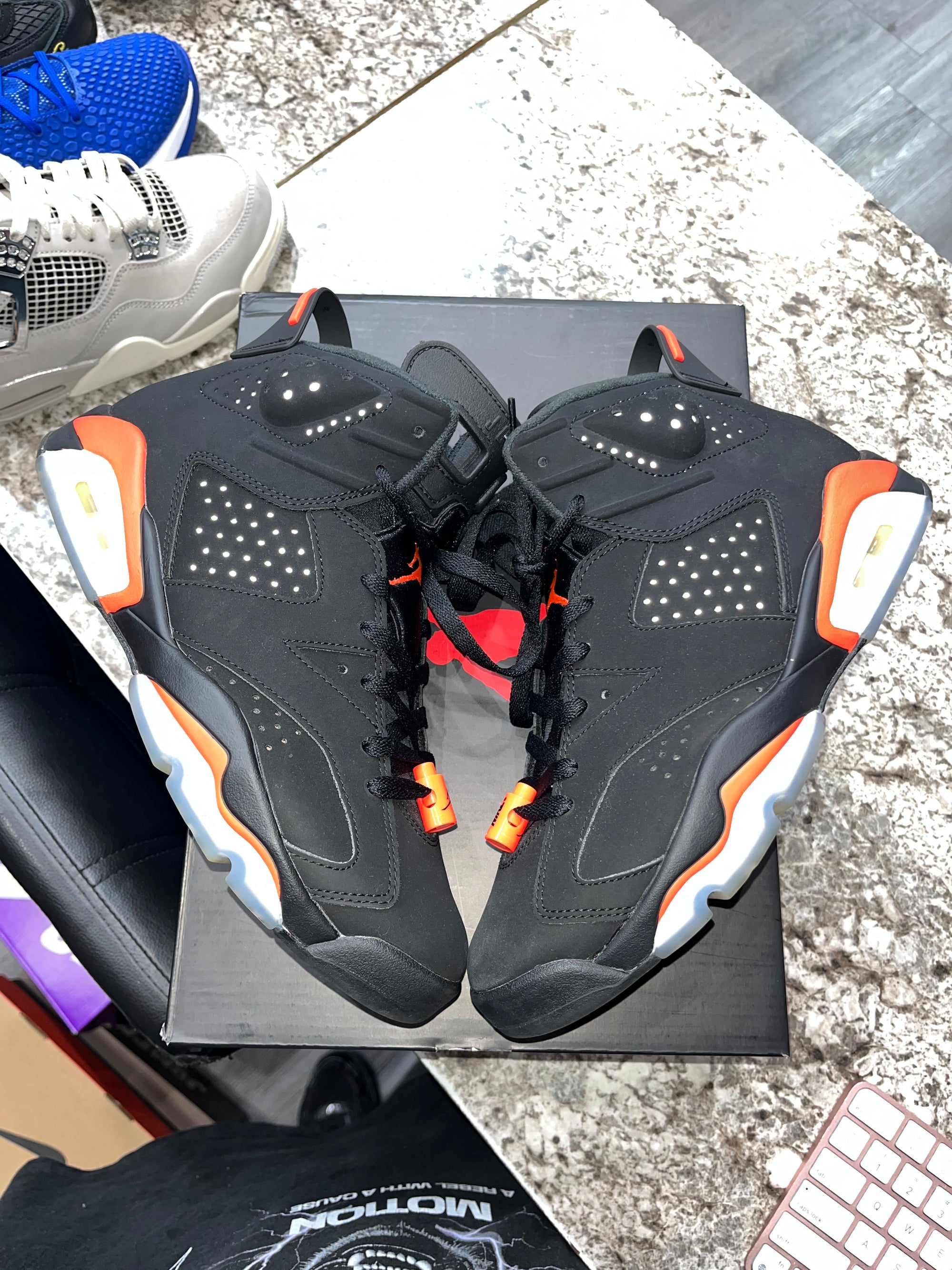 Jordan 6 Retro Black Infrared (2019)