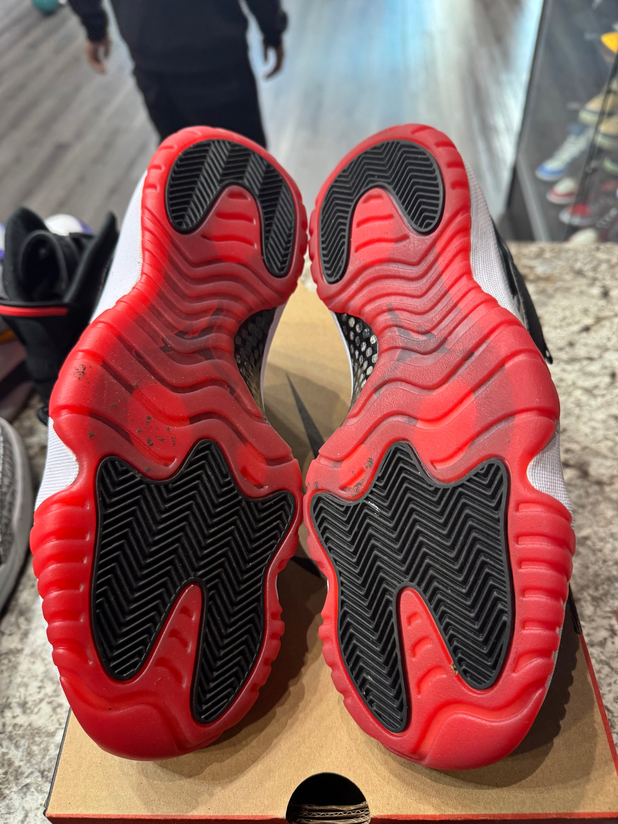 Jordan 11 Retro Low Bred (2025)