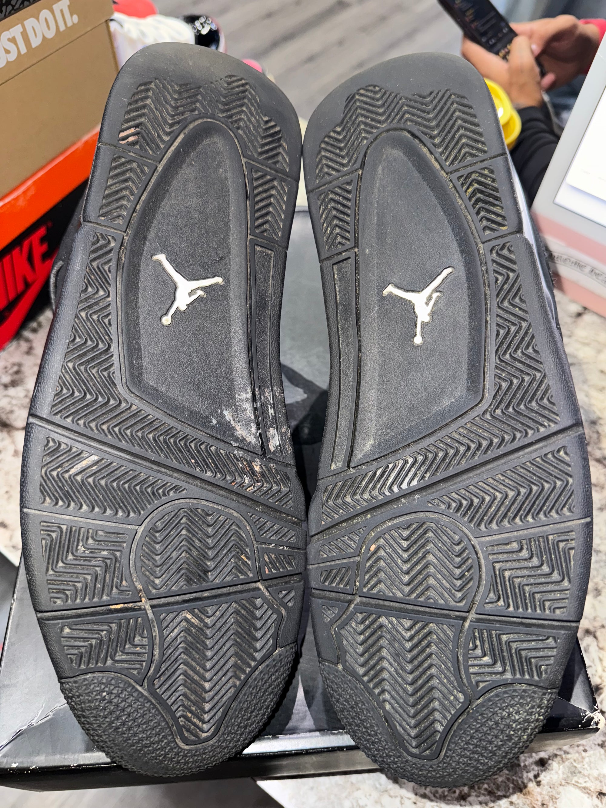 Jordan 4 Retro Black Cat (2020)