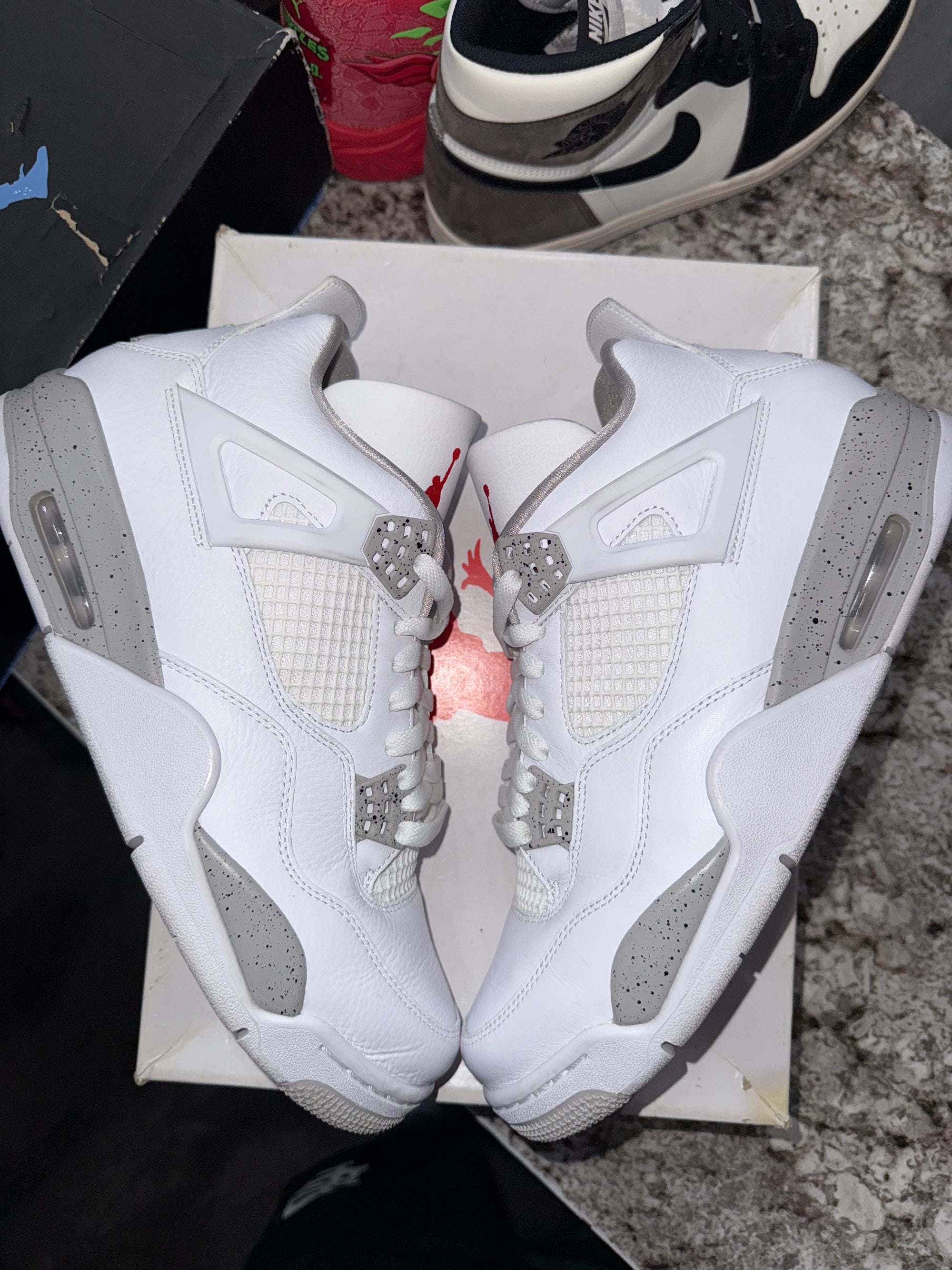 Jordan 4 Retro White Oreo (2021)