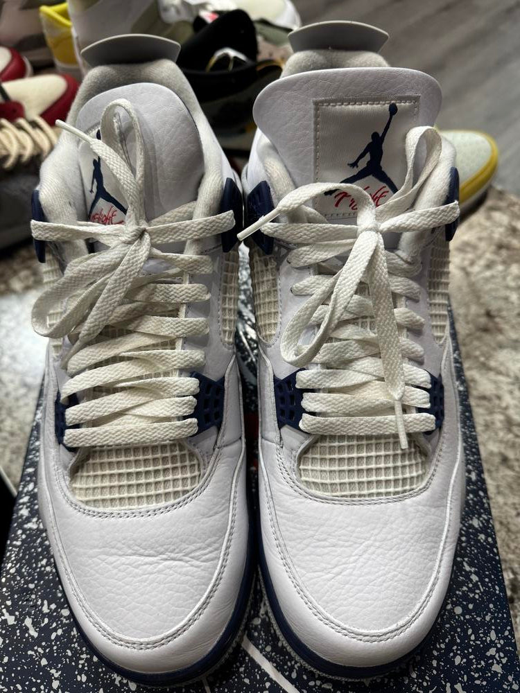 Jordan 4 Retro Midnight Navy