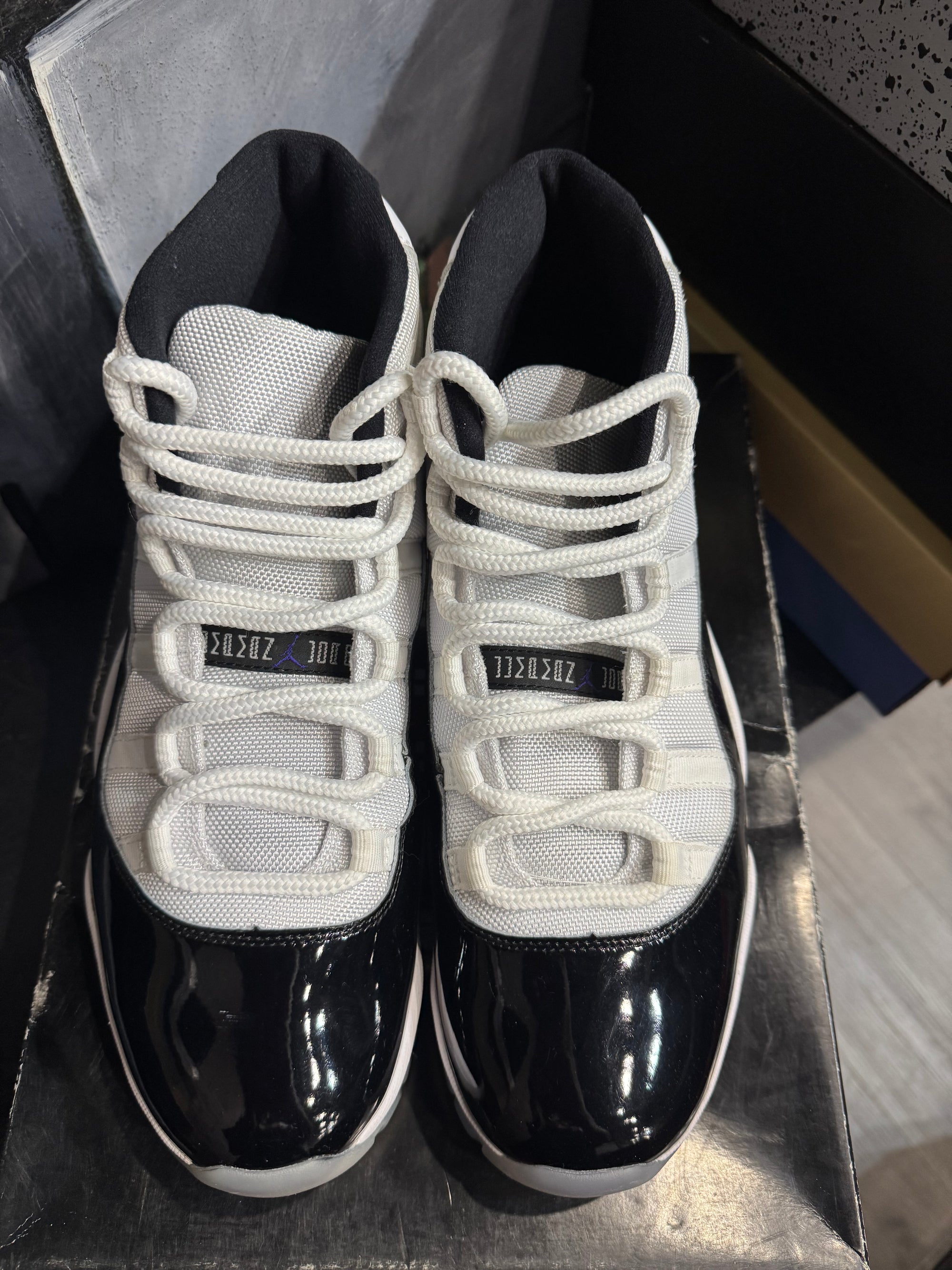 Jordan 11 Retro Concord (2018)