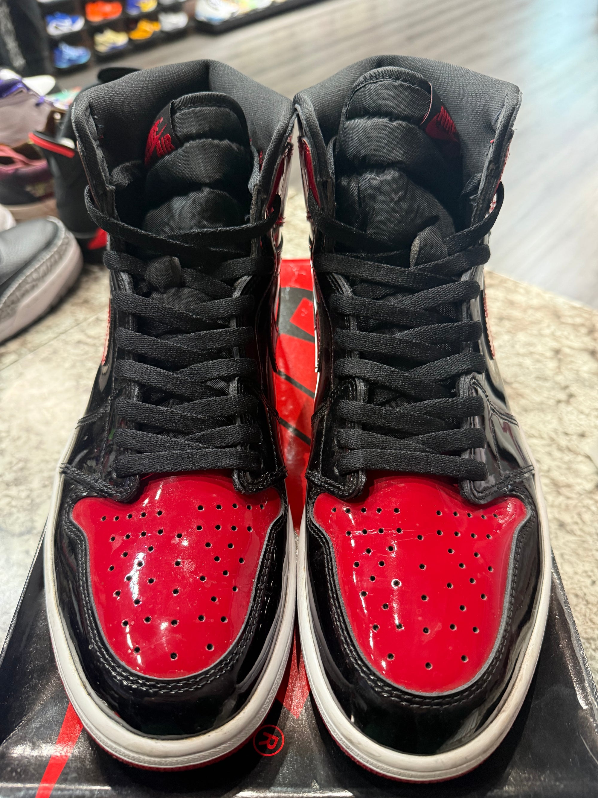 Jordan 1 Retro High OG Patent Bred (YARD SALE)