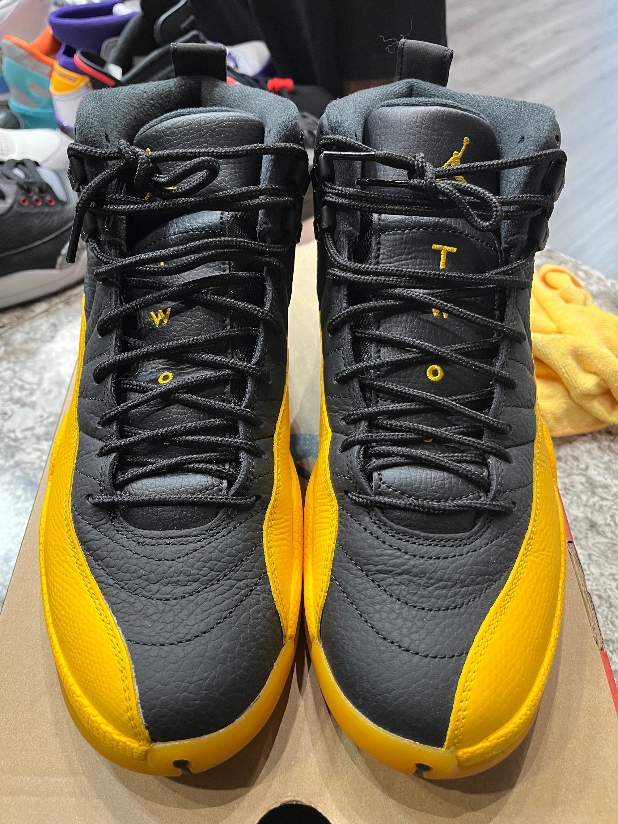 Jordan 12 Retro Black University Gold