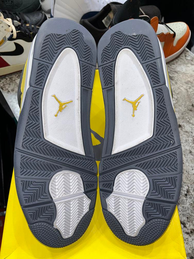 Jordan 4 Retro Lightning (2021)