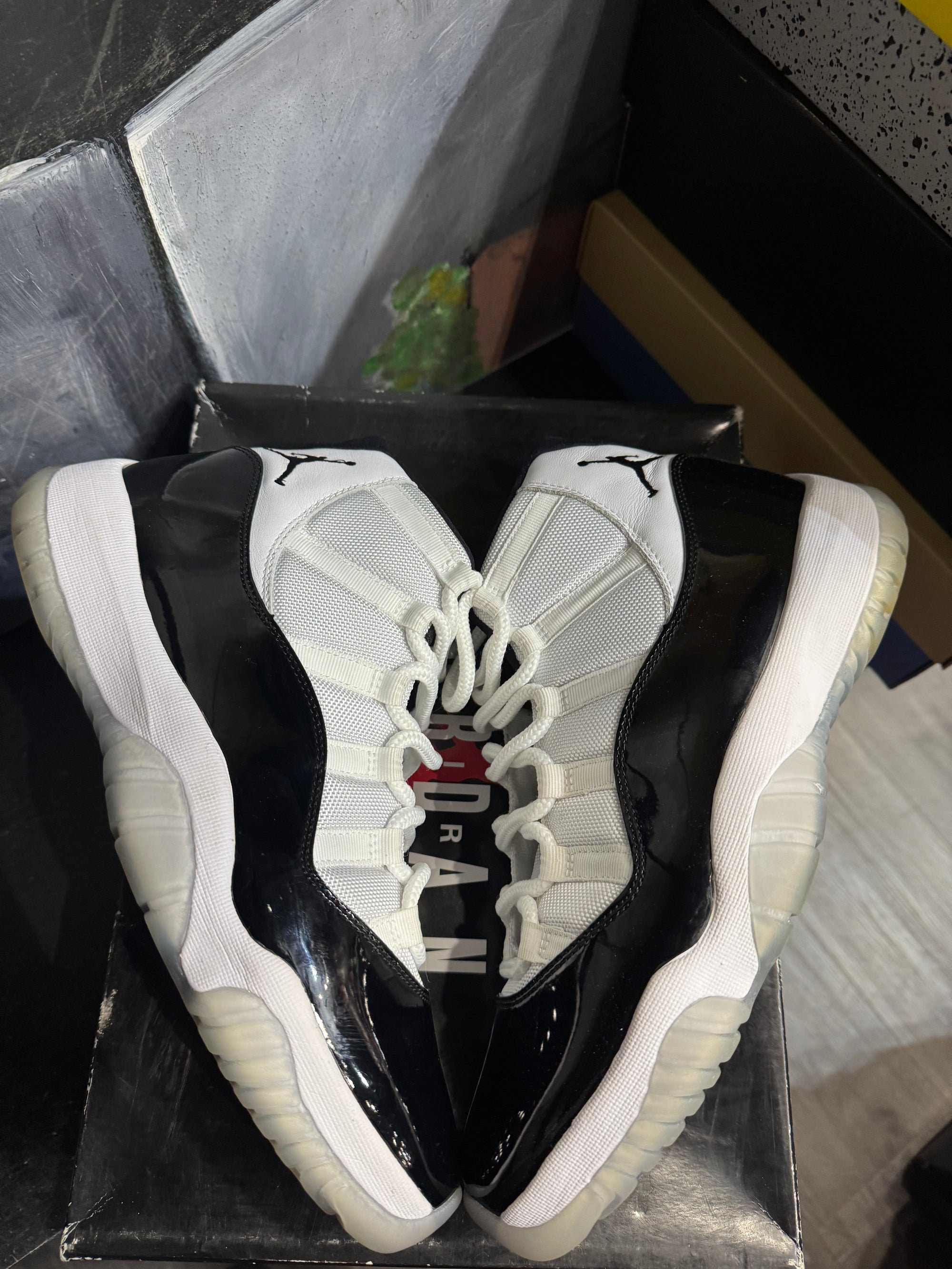 Jordan 11 Retro Concord (2018)