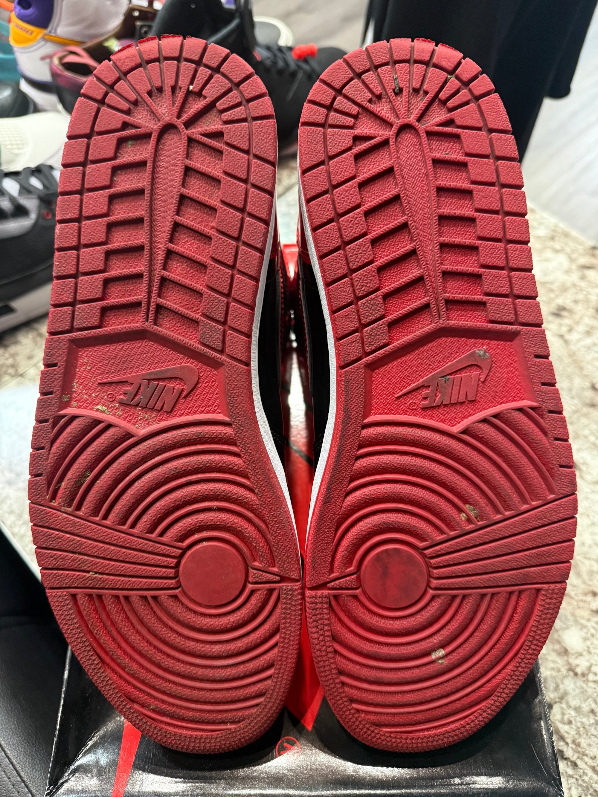 Jordan 1 Retro High OG Patent Bred (YARD SALE)