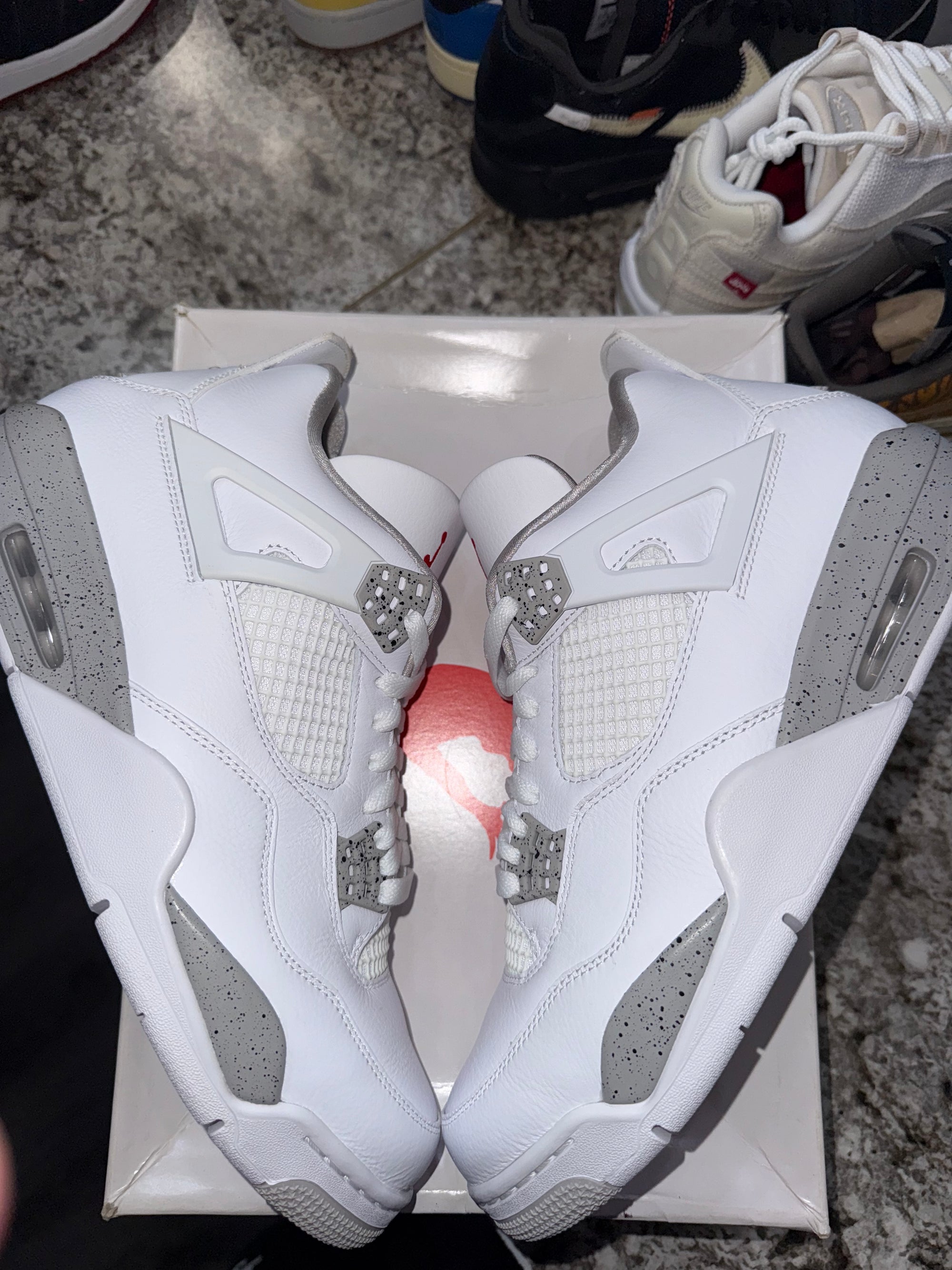 Jordan 4 Retro White Oreo (2021)