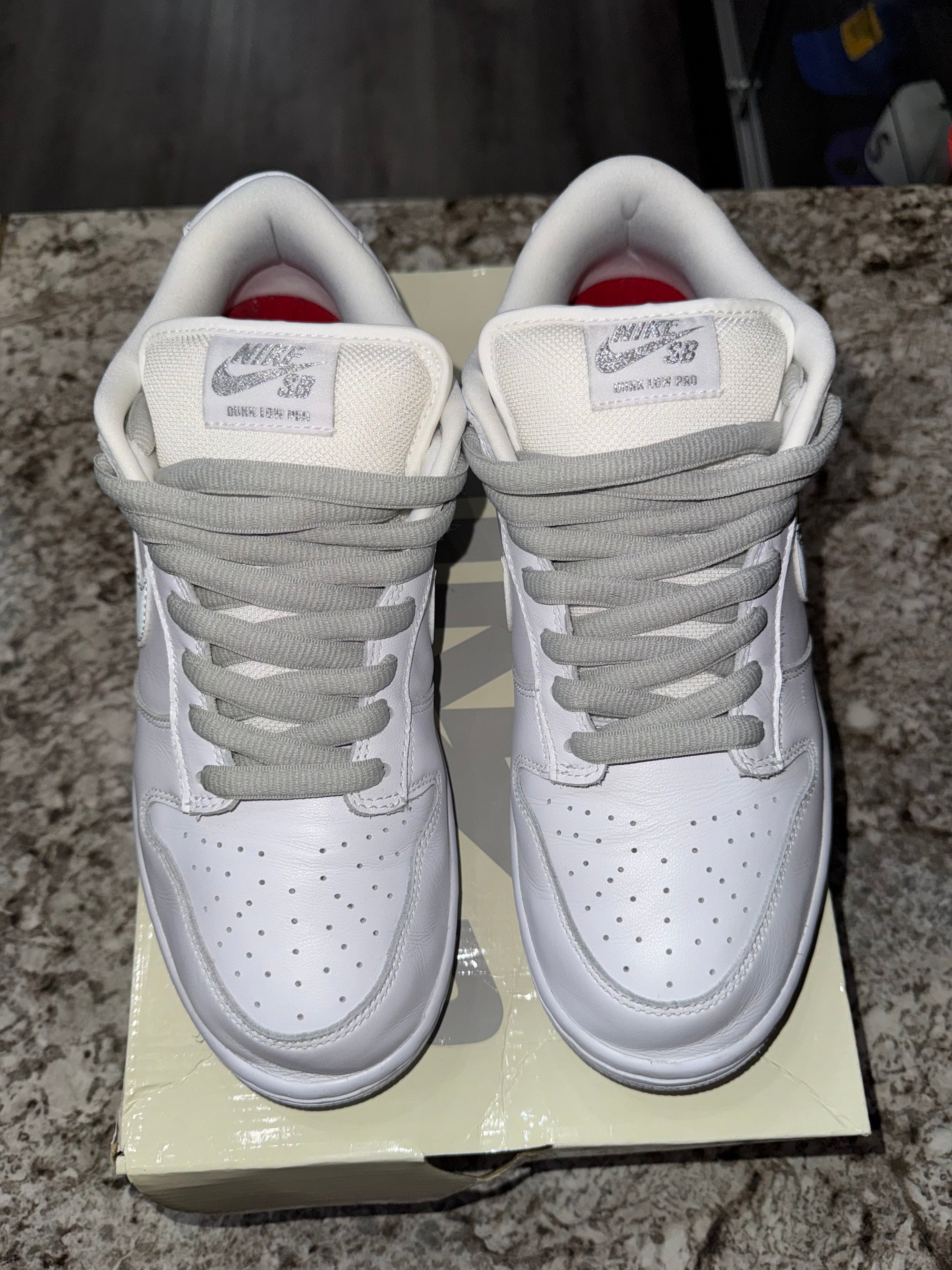 Nike SB Dunk Low Supreme 94 White Metallic Silver