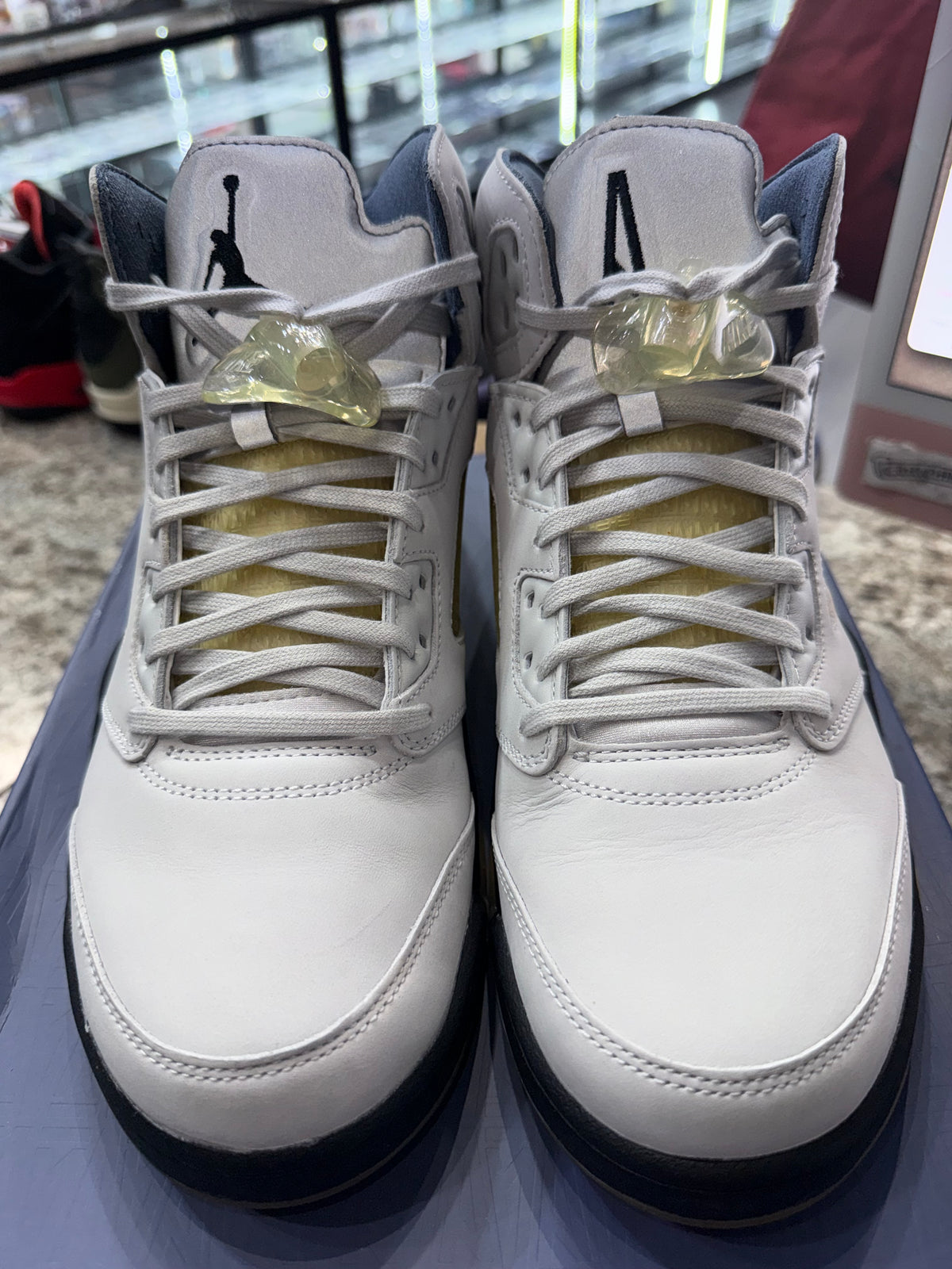 Jordan 5 Retro A Ma Maniére Dawn (Women's)