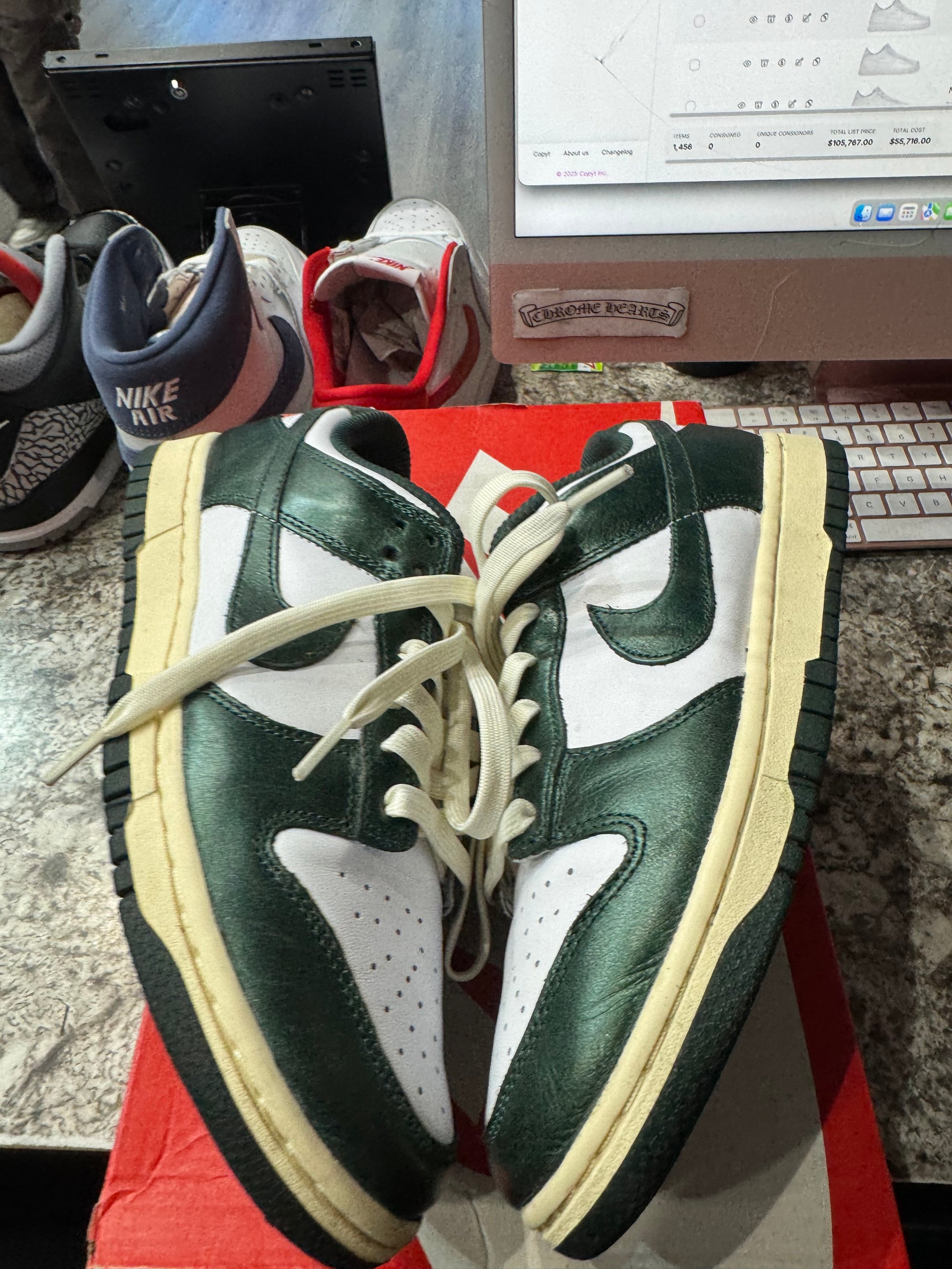 Nike Dunk Low Vintage Green (Women's)