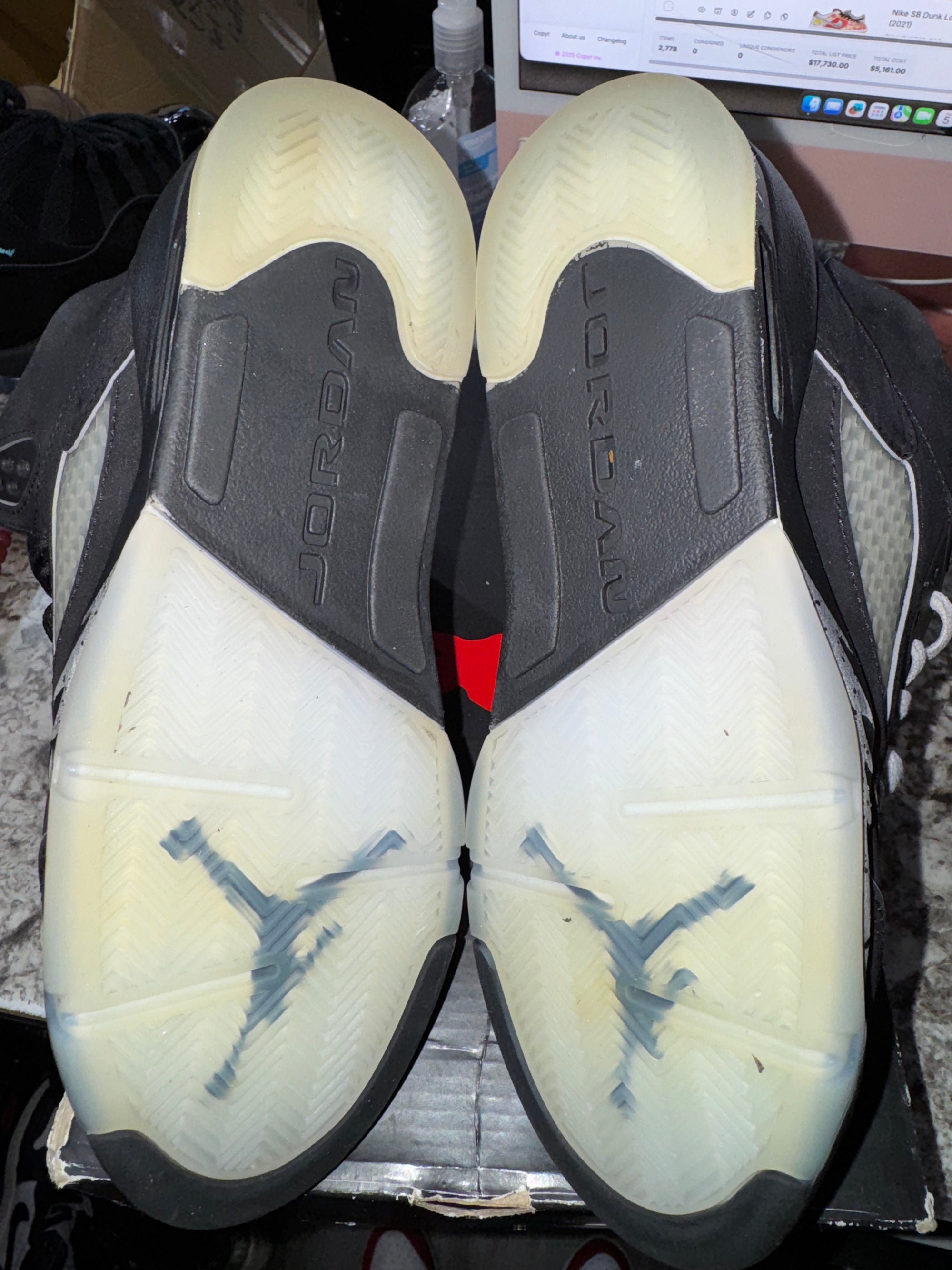 Jordan 5 Retro OG Black Metallic Reimagined (GS) (DAMAGED BOX)
