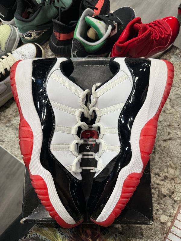 Jordan 11 Retro Low Concord Bred