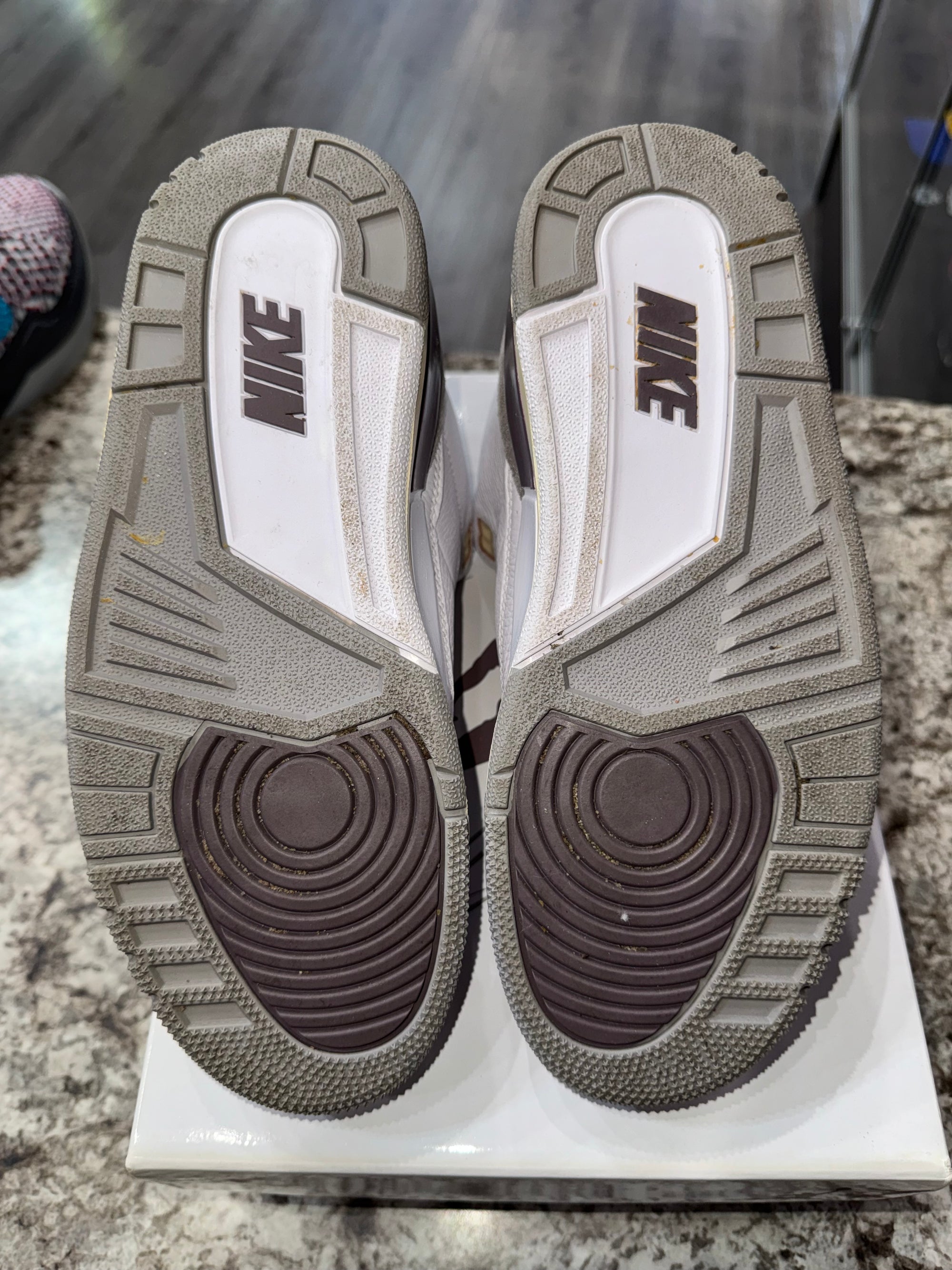 Jordan 3 Retro SP A Ma Maniére (Women's)