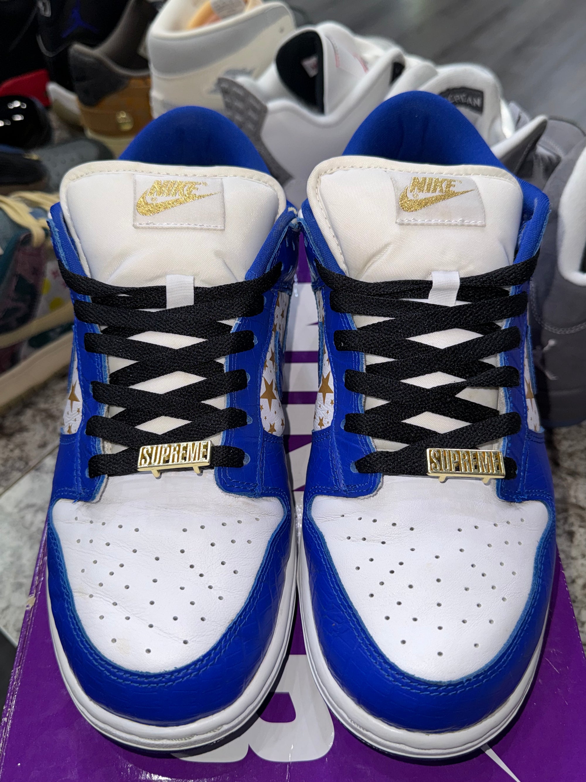 Nike SB Dunk Low Supreme Stars Hyper Royal (2021)