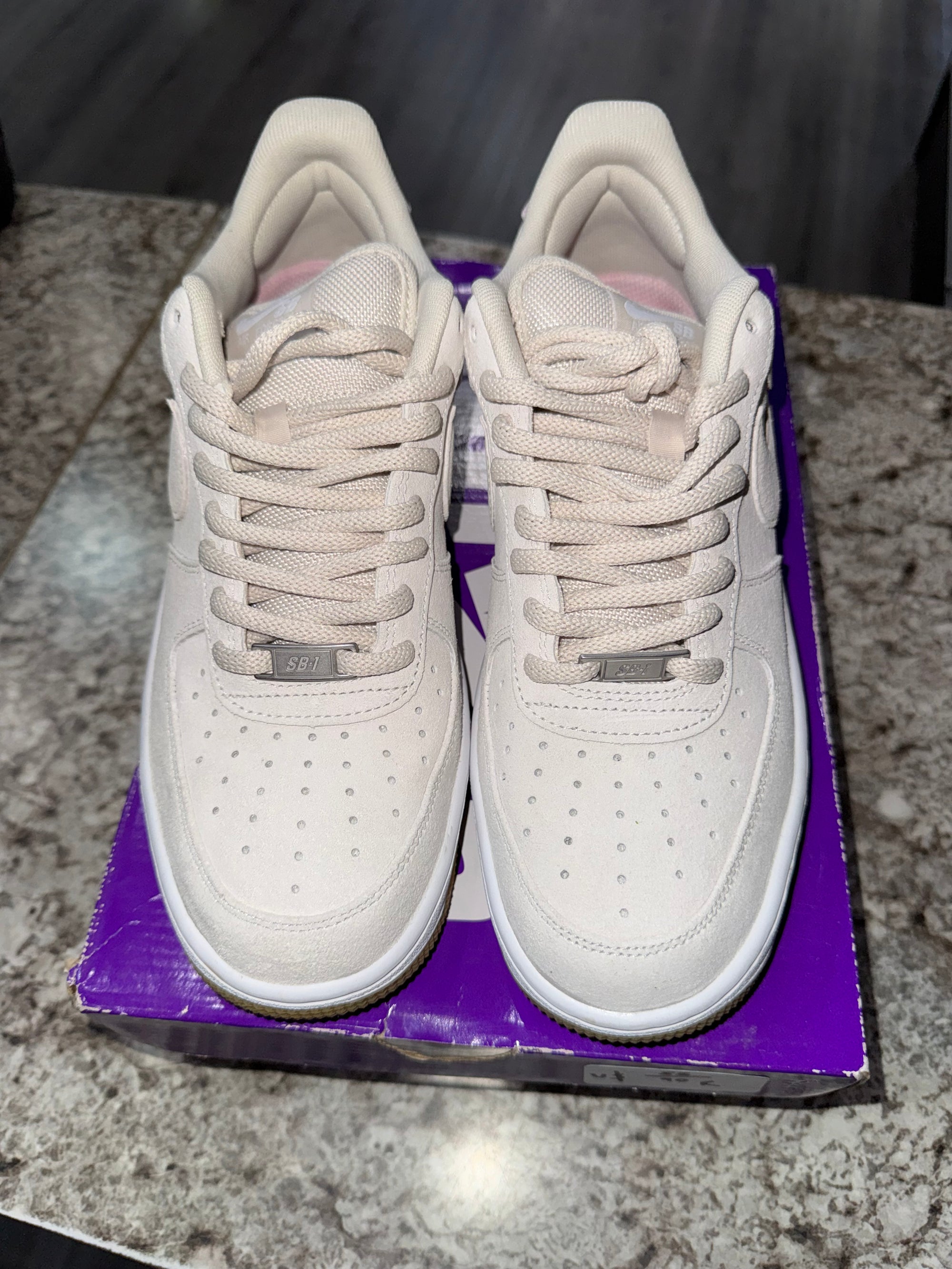 Nike Air Force 1 Low SB Light Orewood Brown Pink