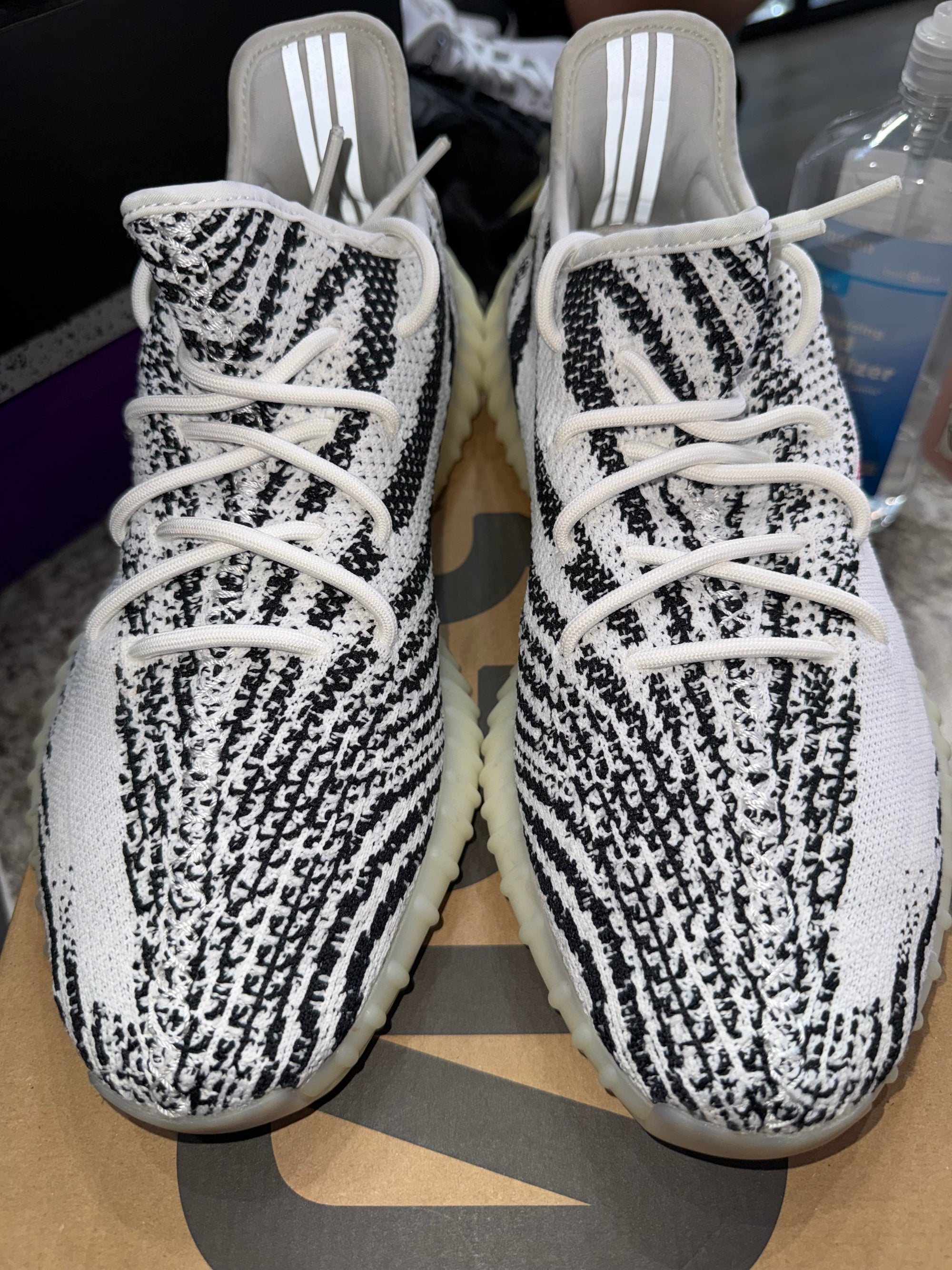 adidas Yeezy Boost 350 V2 Zebra