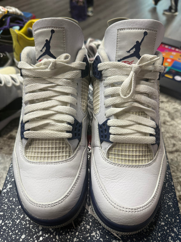 Jordan 4 Retro Midnight Navy