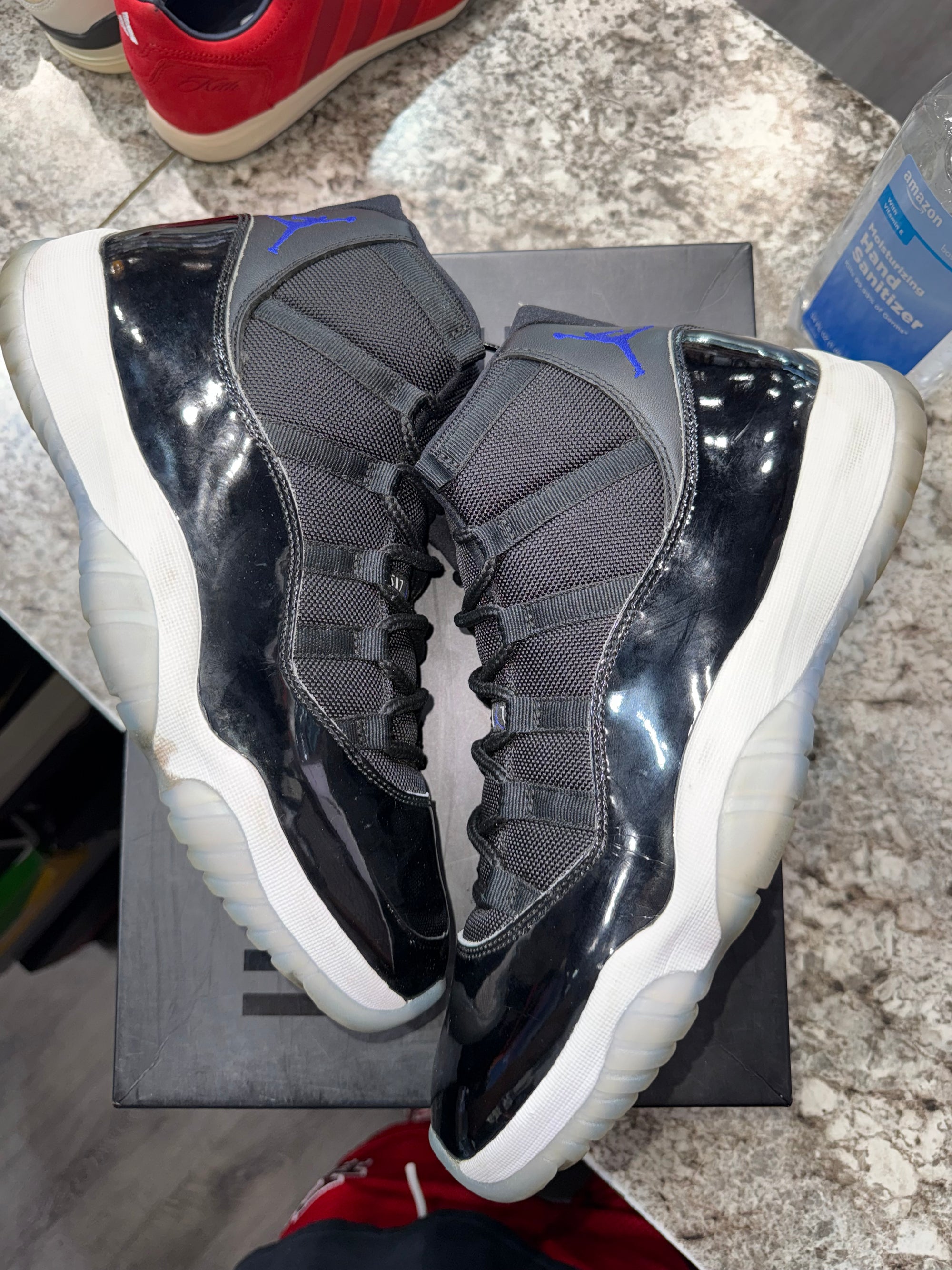 Jordan 11 Retro Space Jam (2016)