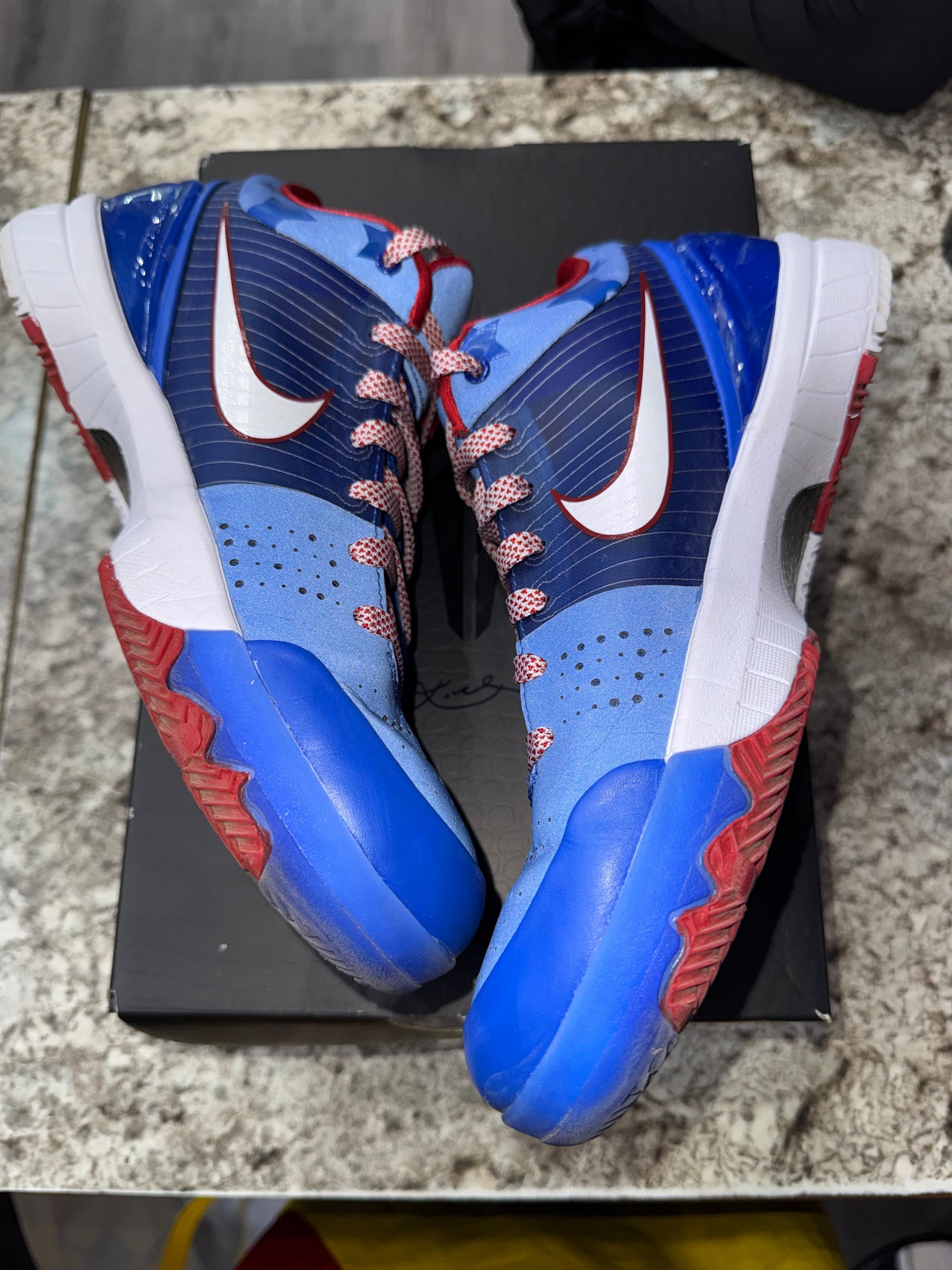 Nike Kobe 4 Protro Philly (2024)