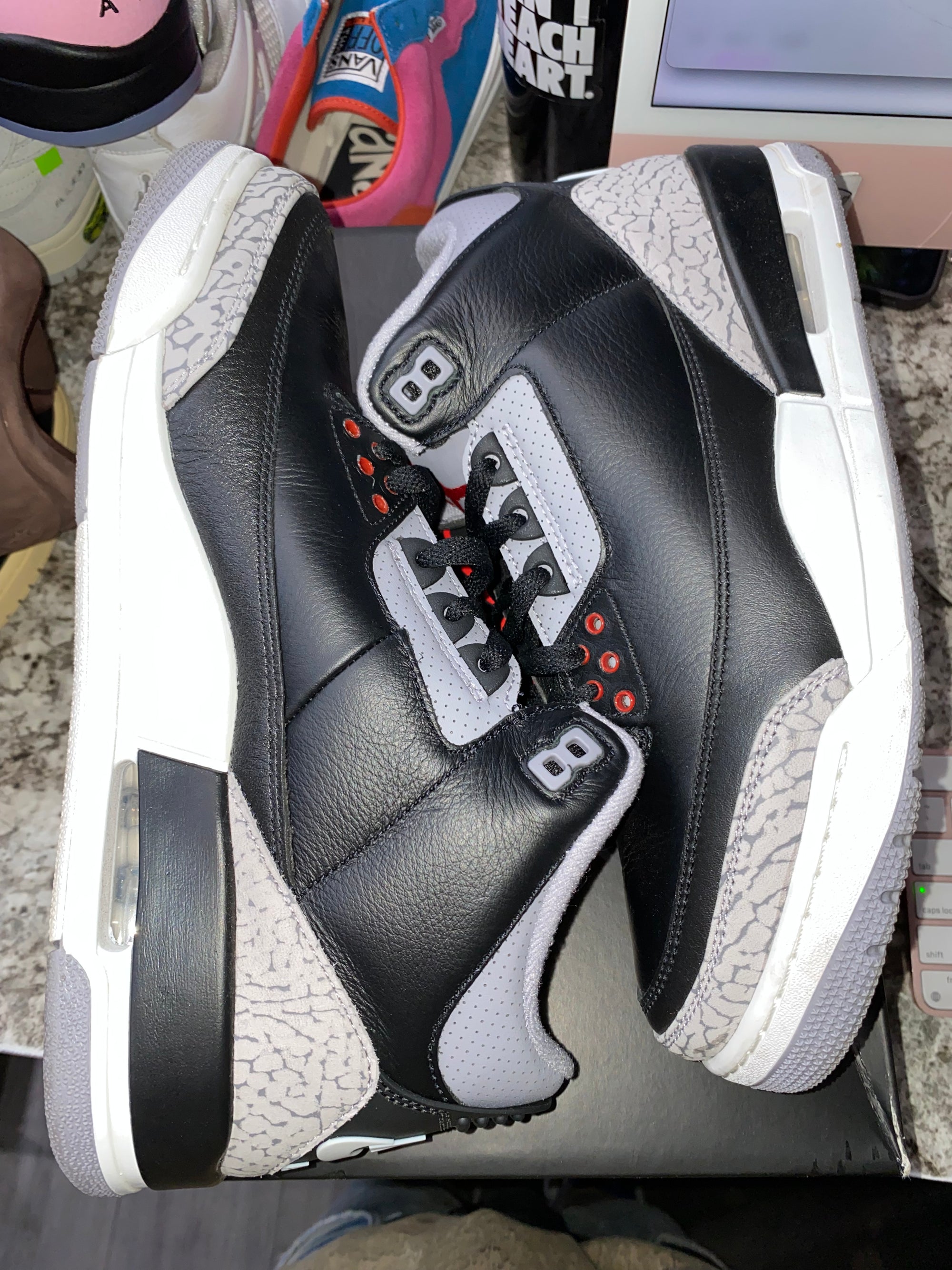 Jordan 3 Retro OG Black Cement (2024) (DAMAGED BOX)