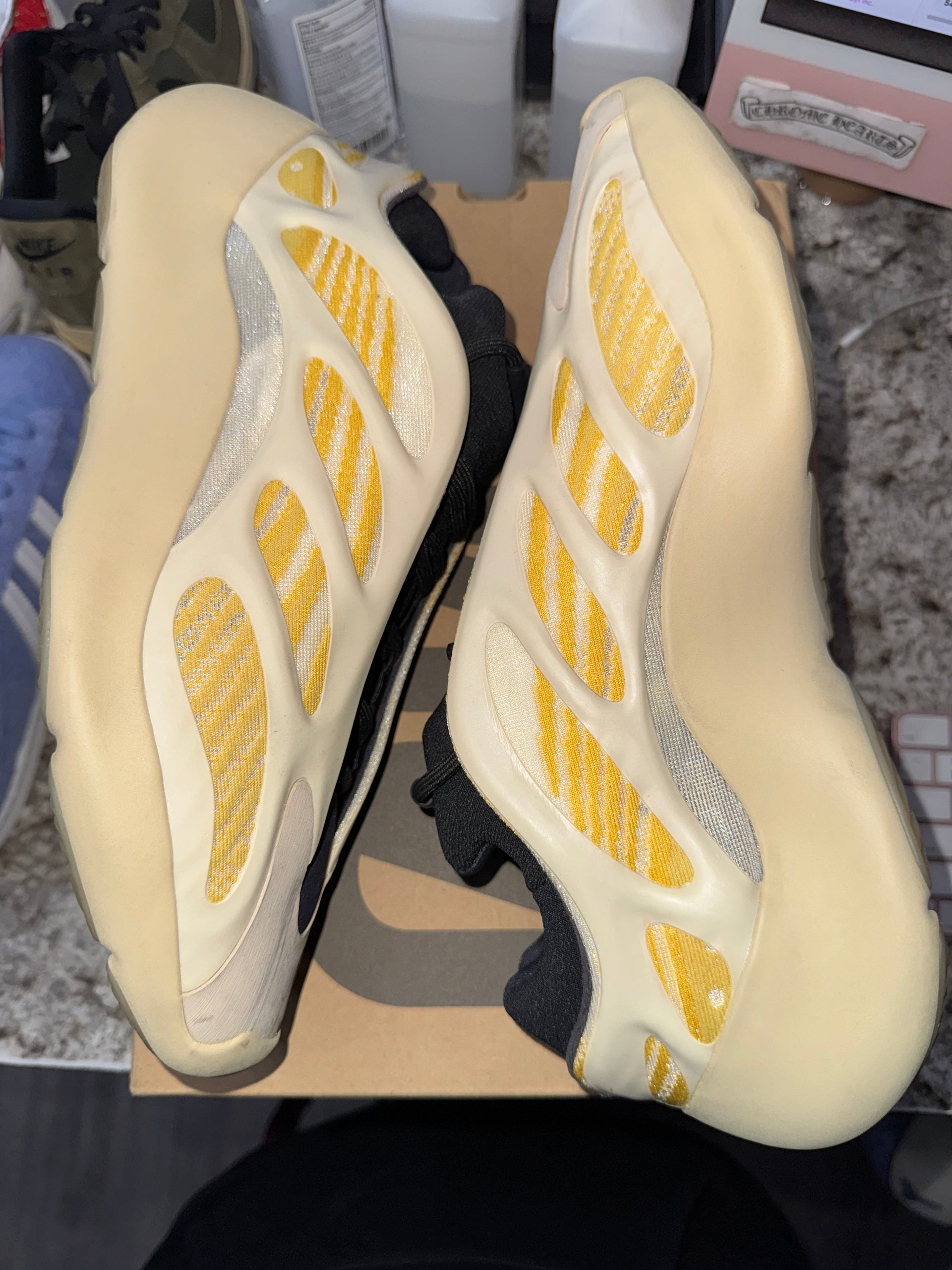 adidas Yeezy 700 V3 Safflower