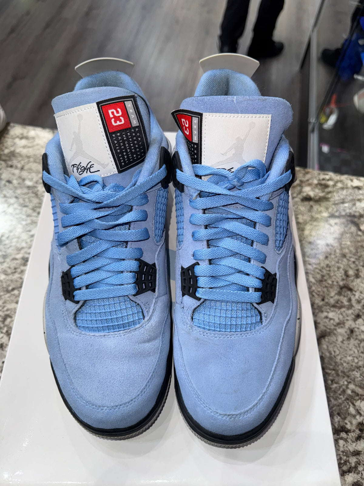 Jordan 4 Retro University Blue