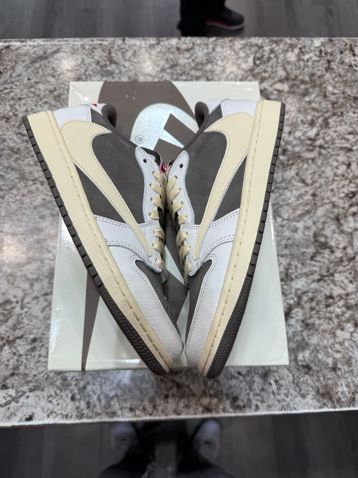 Jordan 1 Retro Low OG SP Travis Scott Reverse Mocha
