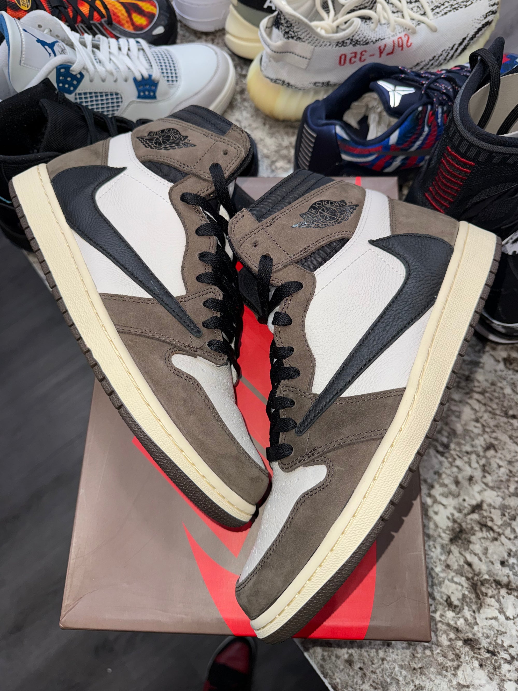 Jordan 1 Retro High OG SP Travis Scott Mocha