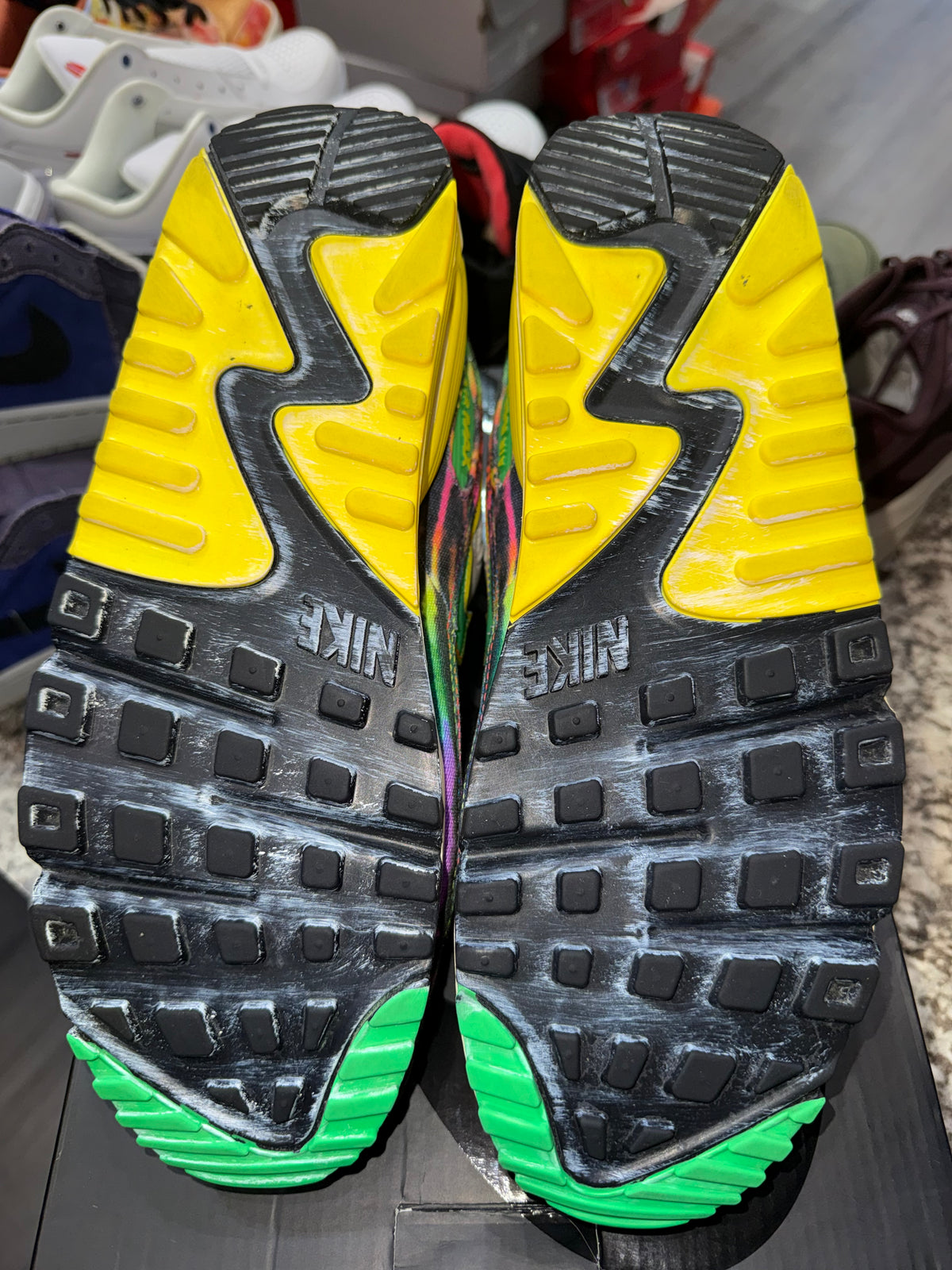 Nike Air Max 90 Grateful Dead University of Oregon Grateful Ducks