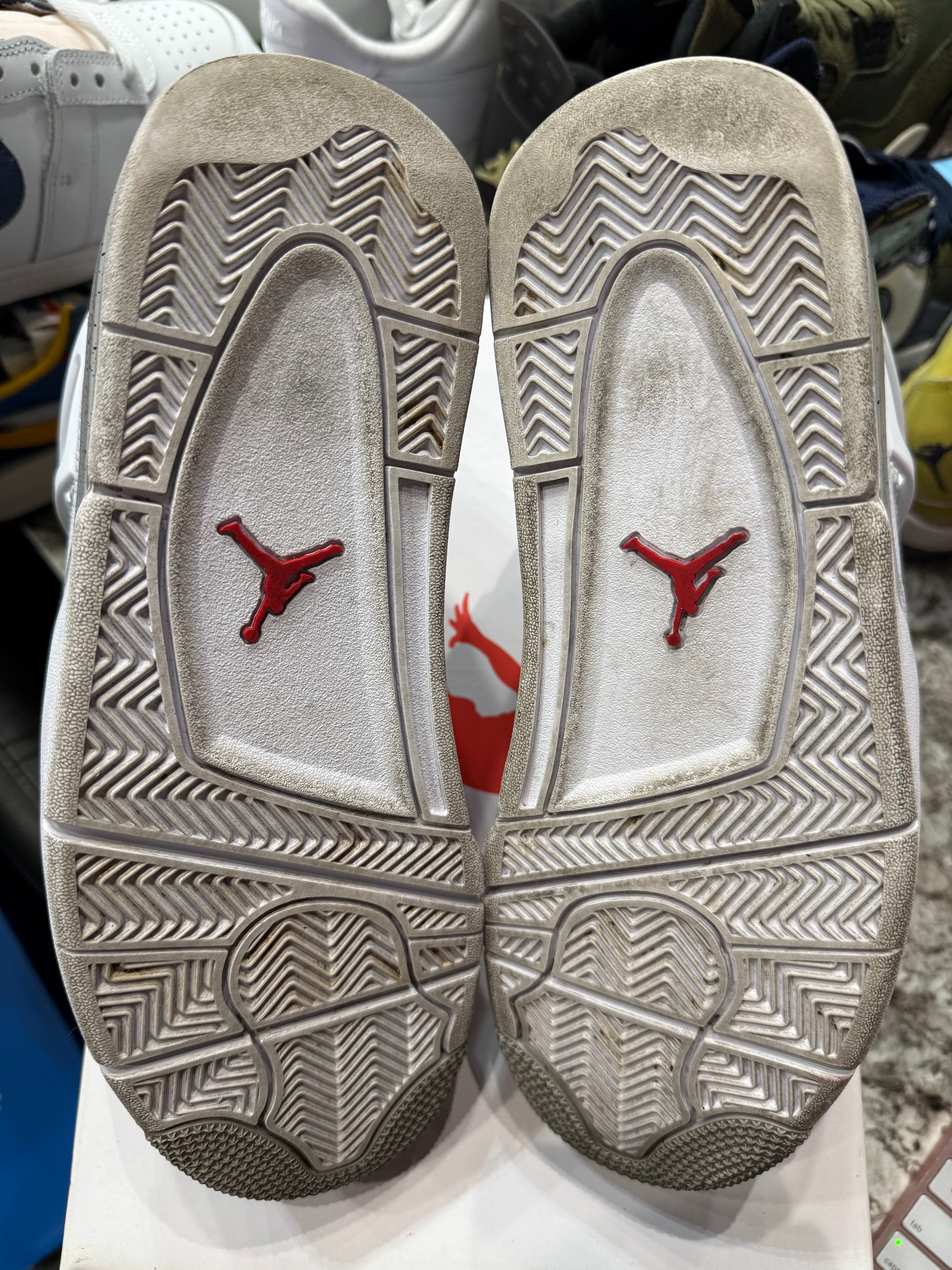 Jordan 4 Retro White Oreo (2021)