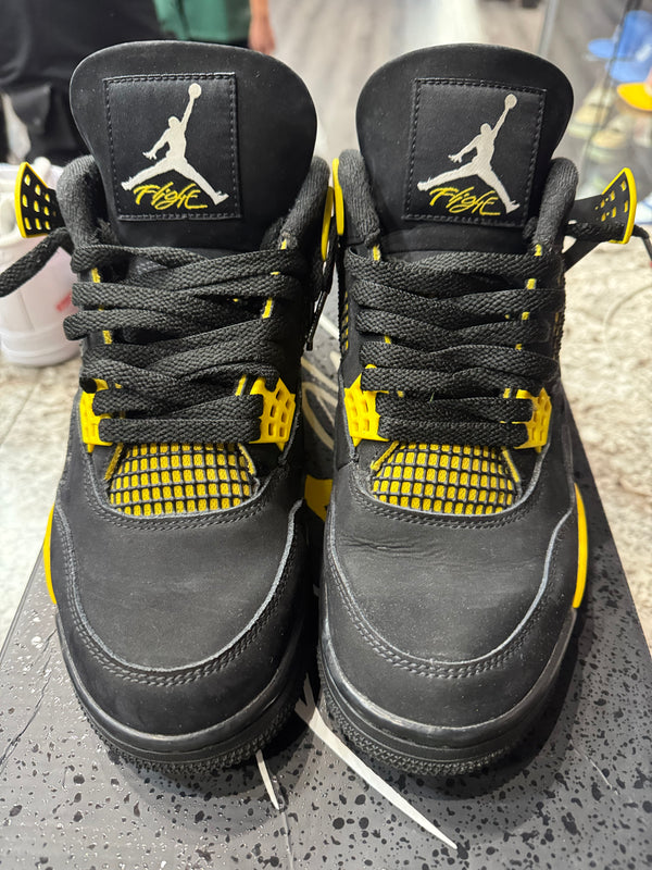 Jordan 4 Retro Thunder (2023)
