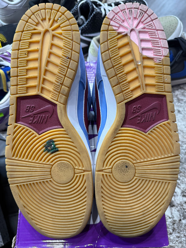 Nike SB Dunk Low Philadelphia Phillies (DAMAGED BOX)