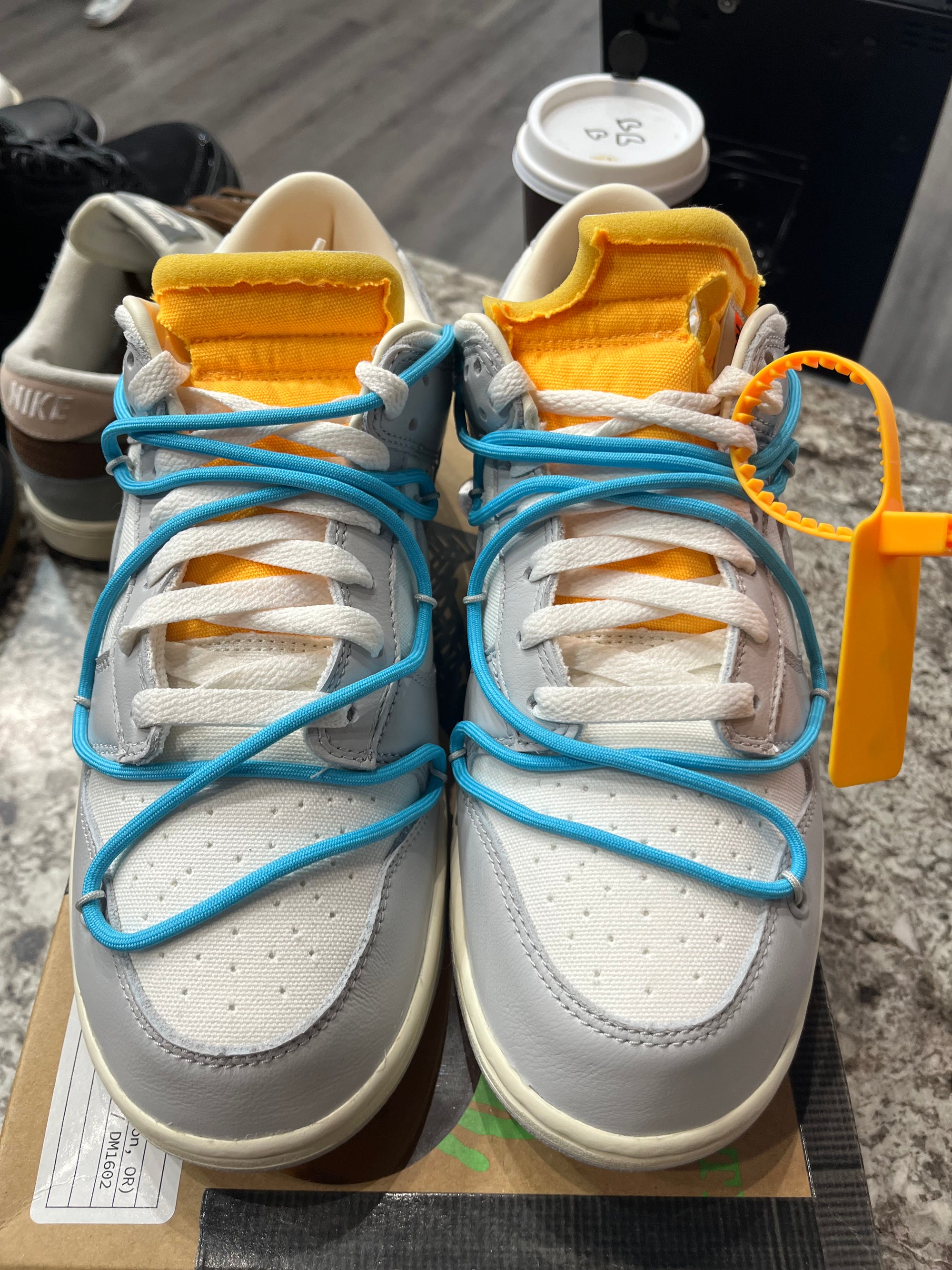 Nike Dunk Low Off-White Lot 2