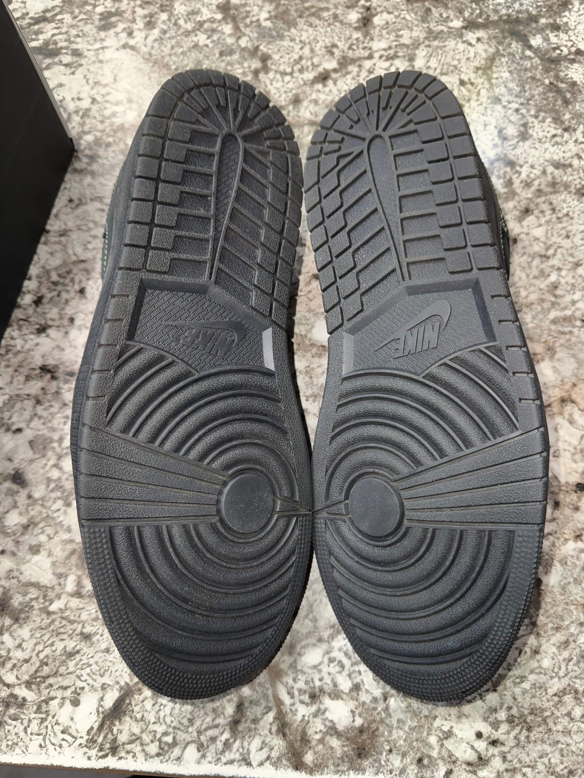 Jordan 1 Retro Low OG SP Travis Scott Black Phantom