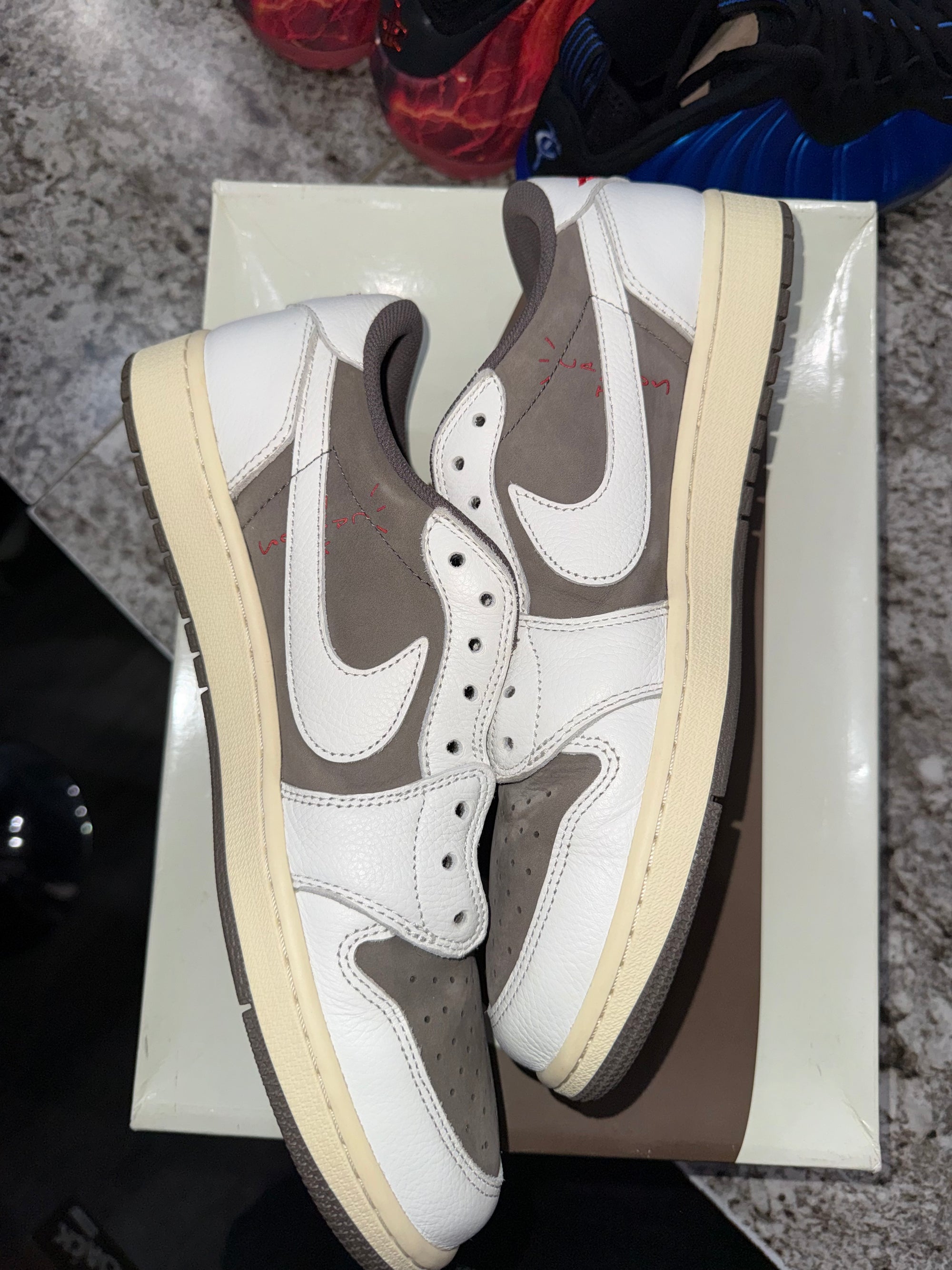 Jordan 1 Retro Low OG SP Travis Scott Reverse Mocha