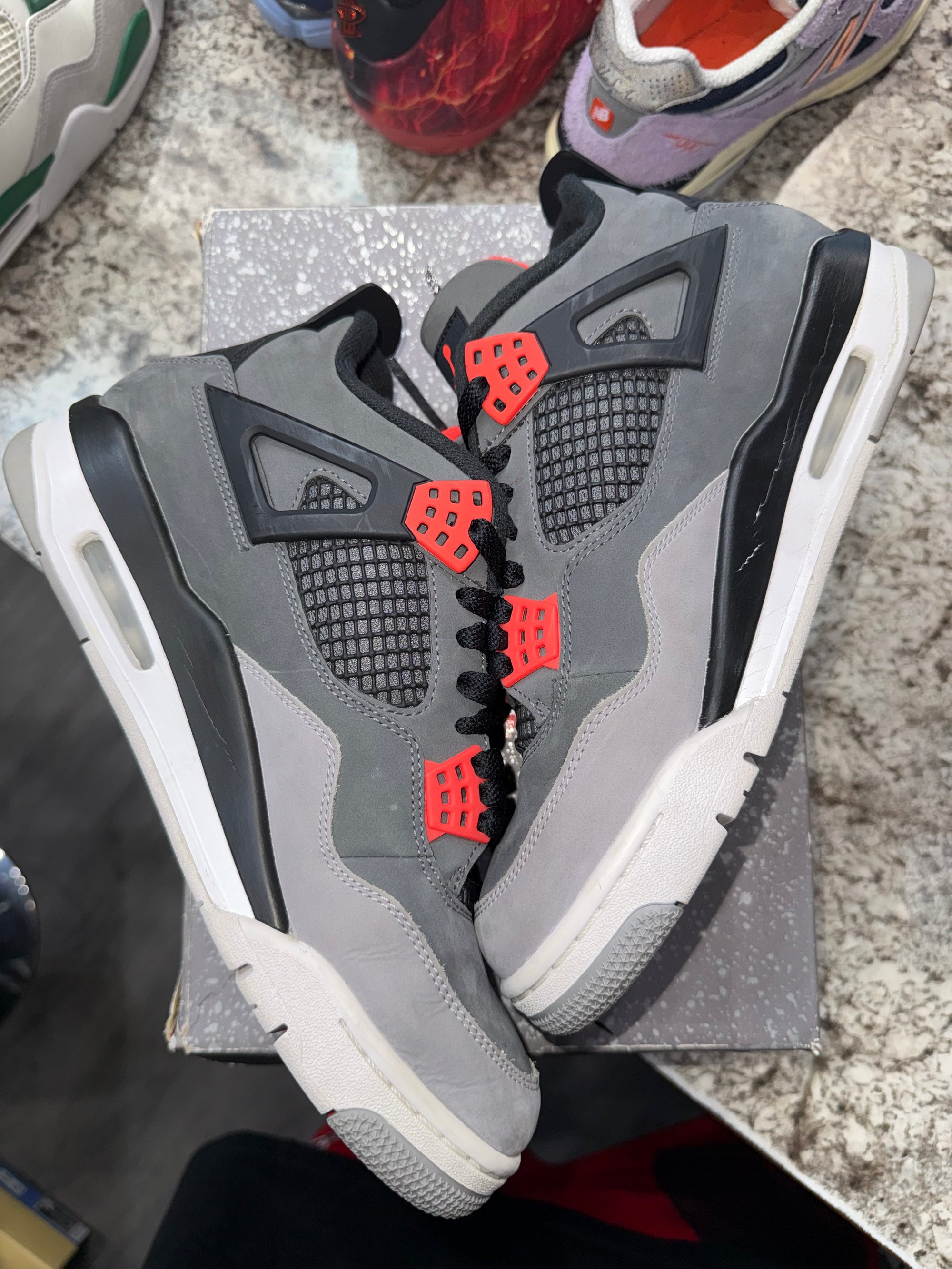 Jordan 4 Retro Infrared