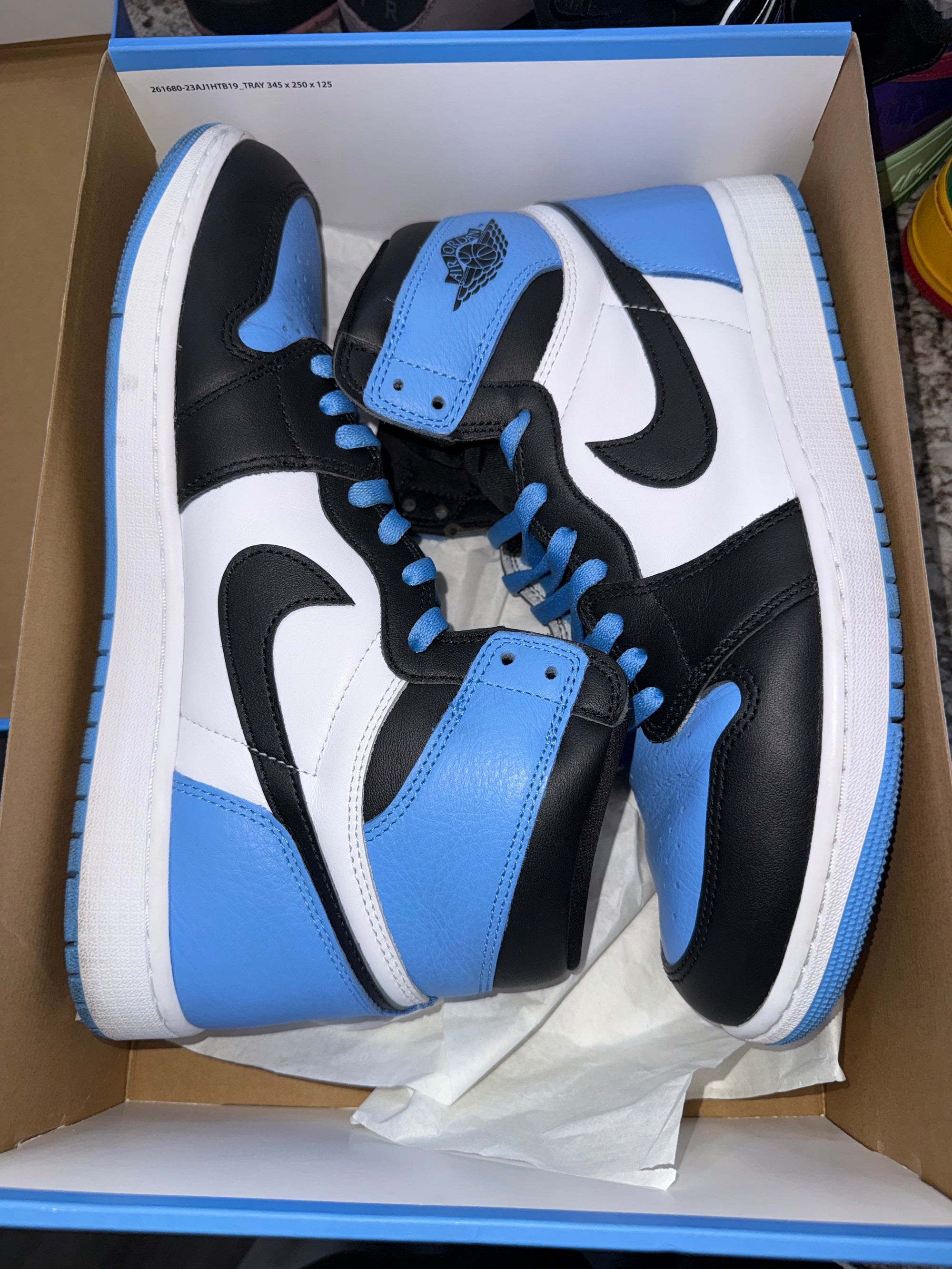 Jordan 1 Retro High OG UNC Toe