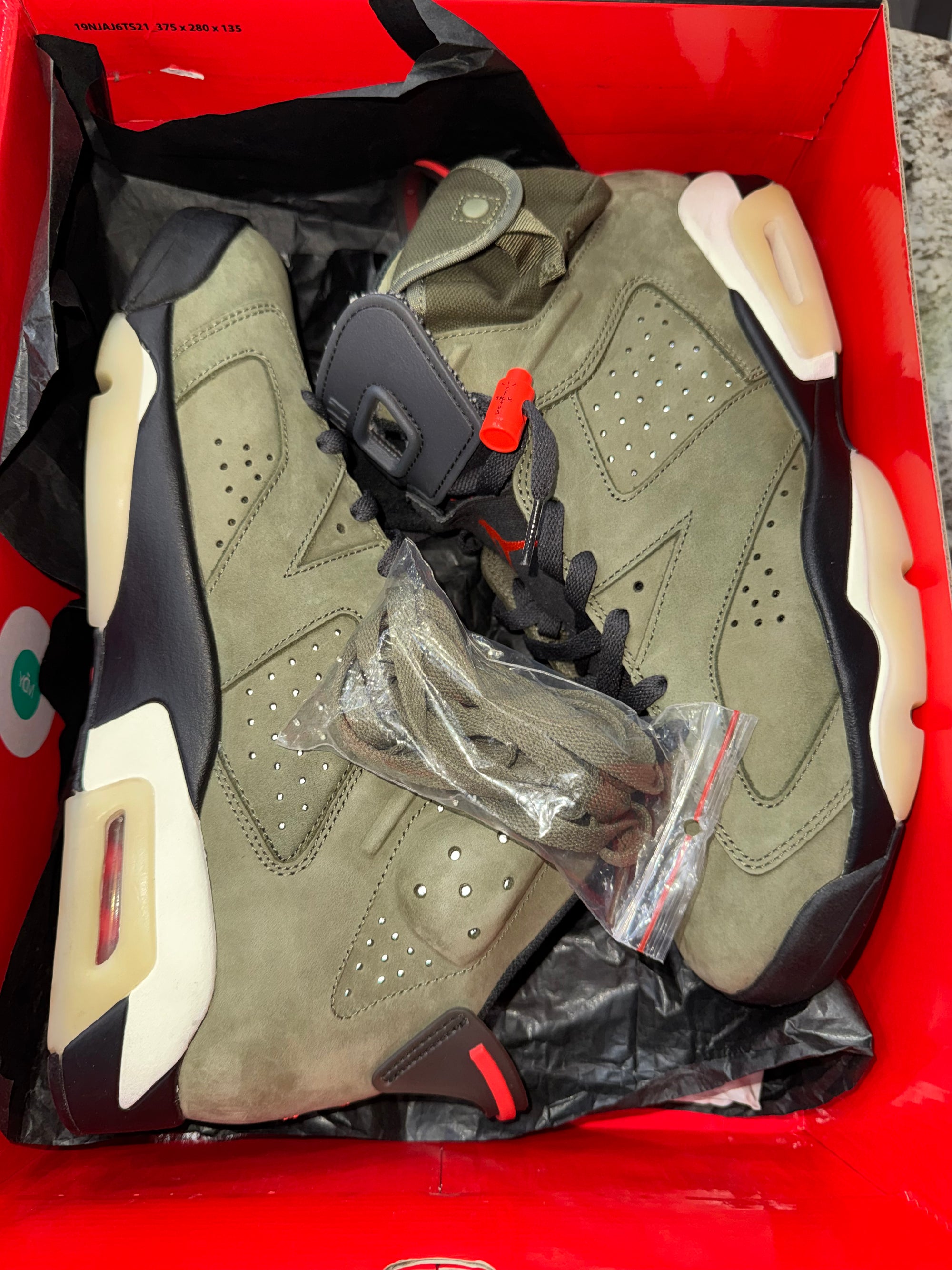 Jordan 6 Retro Travis Scott